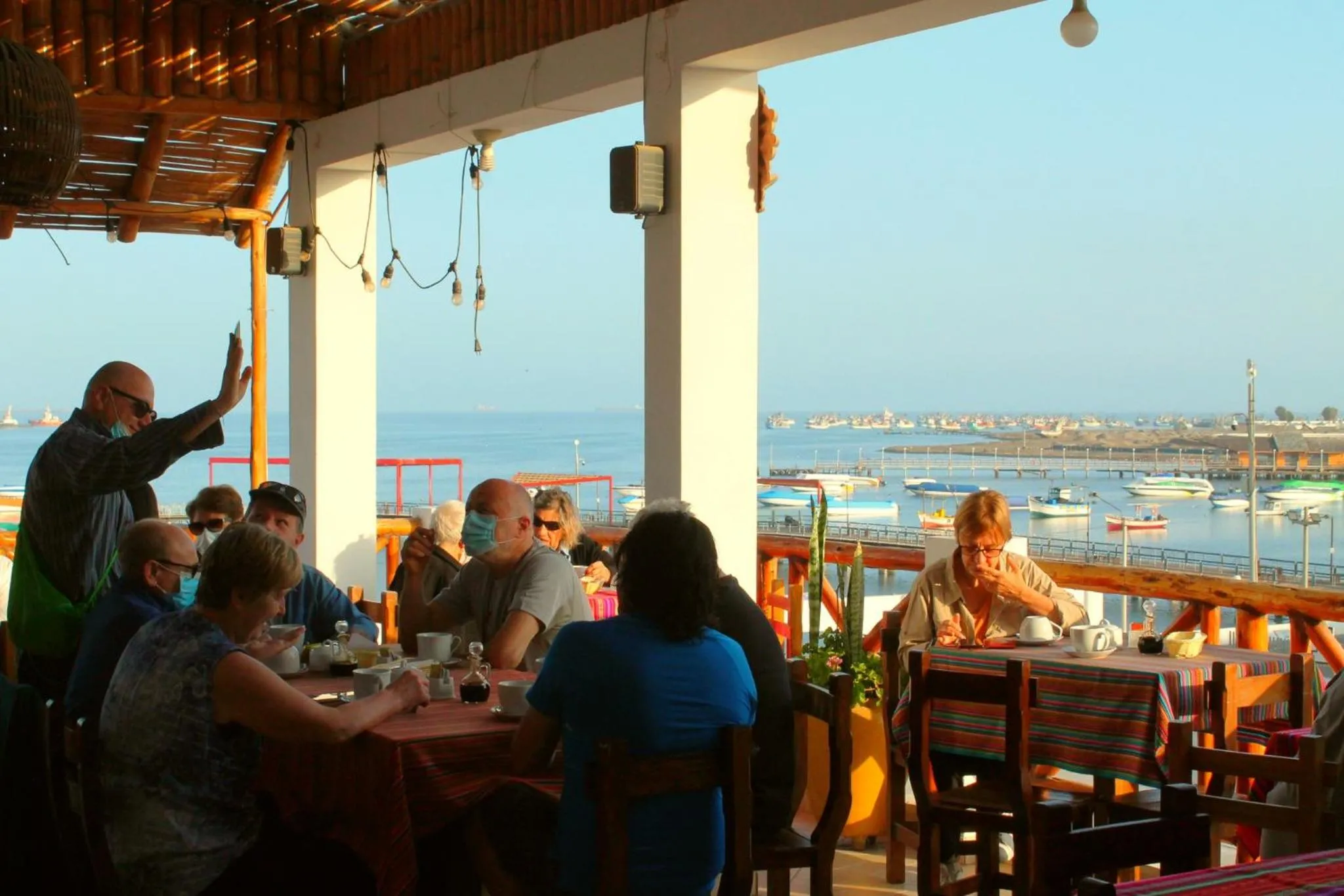 Restaurant/places to eat in El Gamonal - Paracas