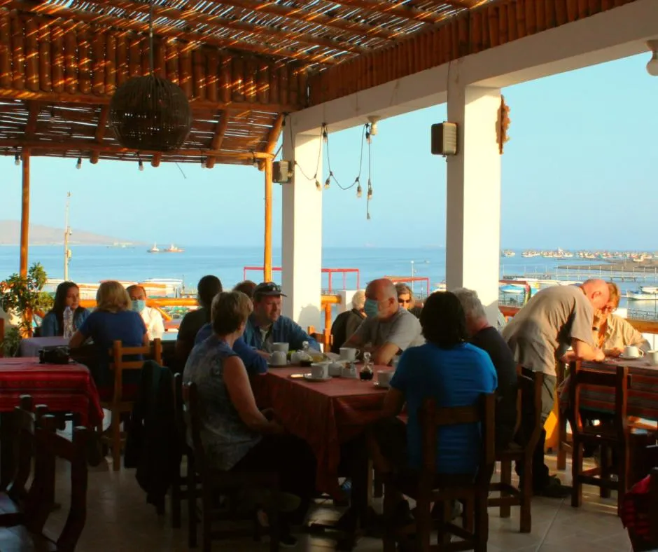 Seating area in El Gamonal - Paracas