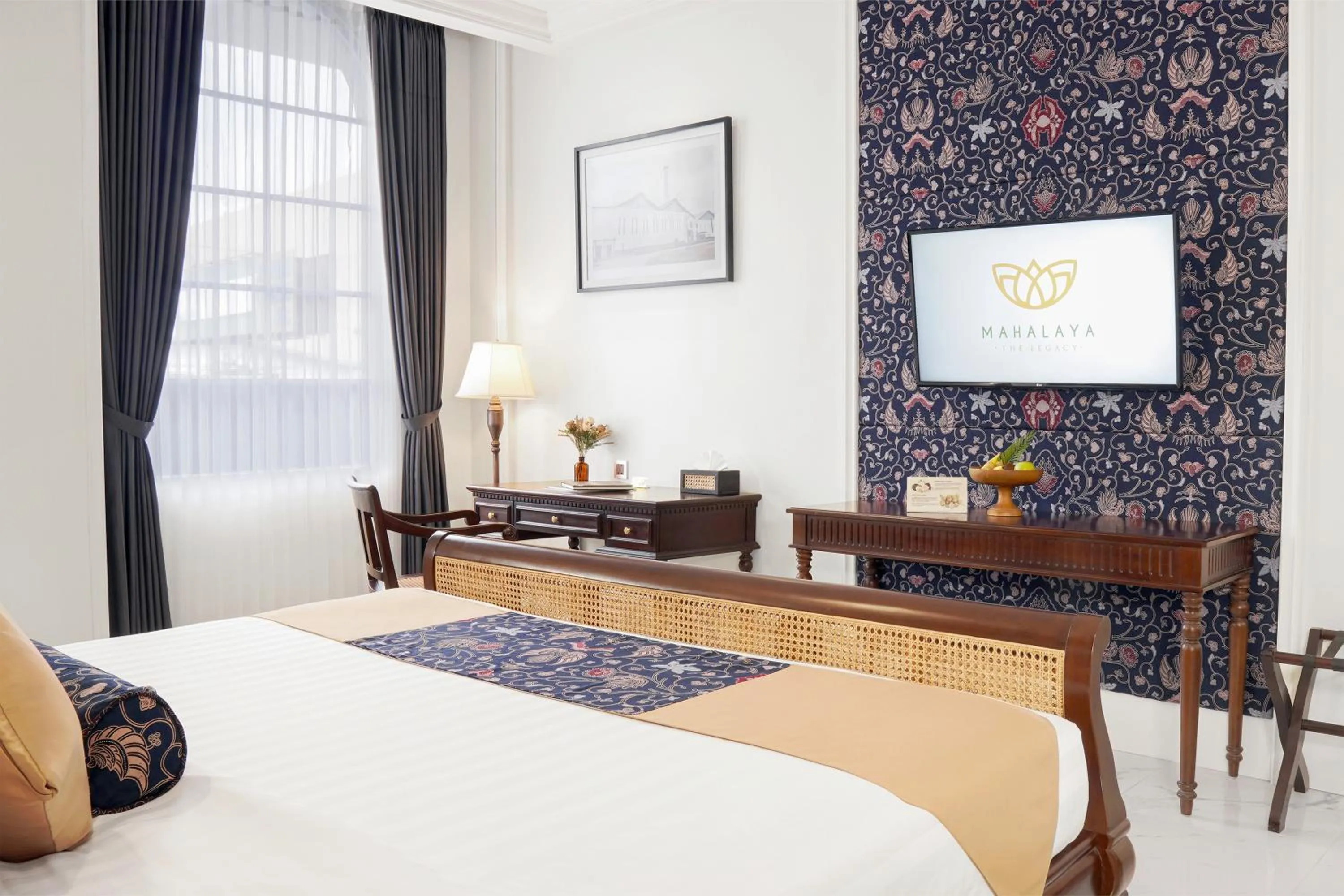 Bedroom, Bed in MAHALAYA The Legacy Hotel