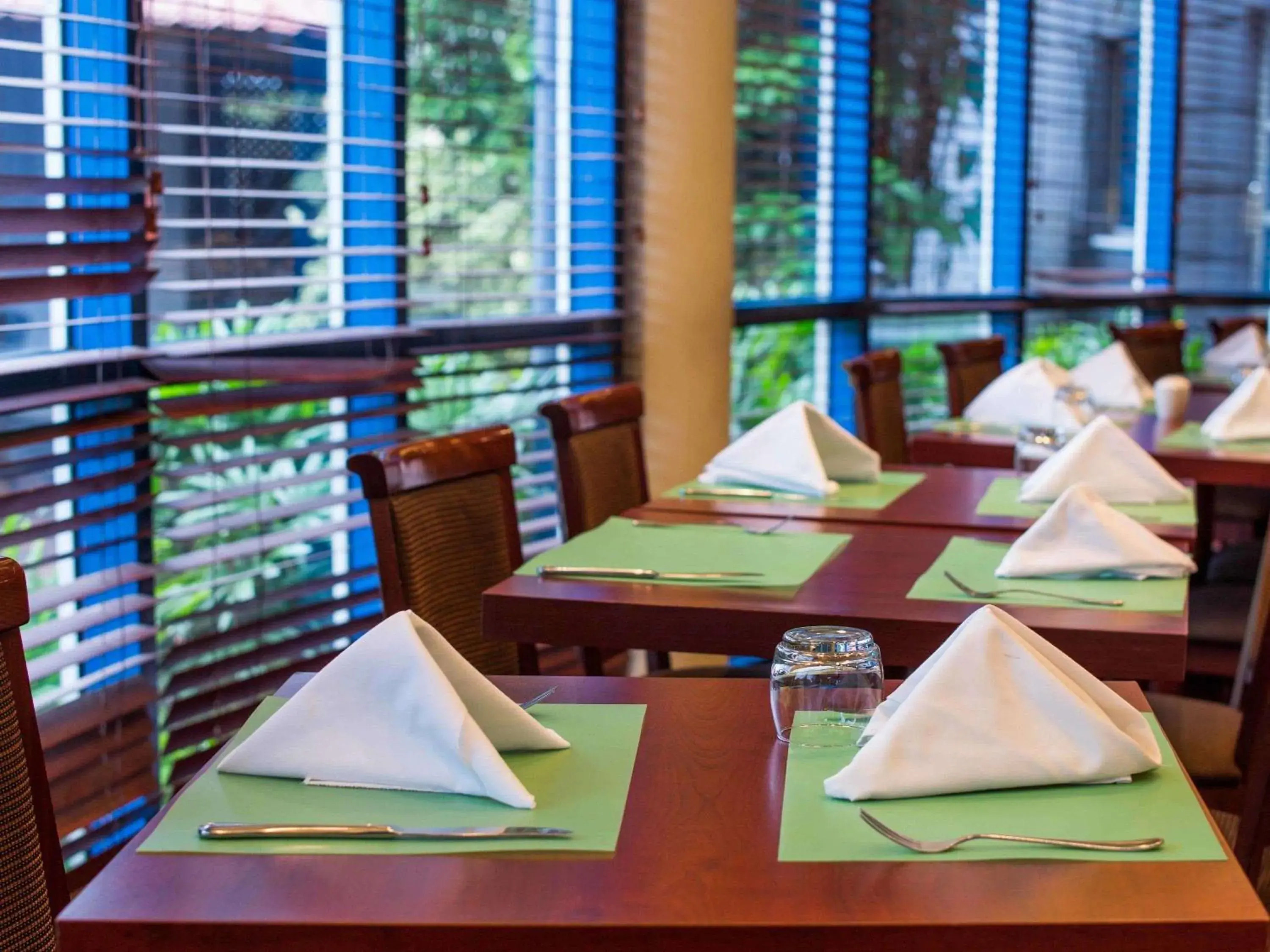 Restaurant/places to eat in Novotel Port Harcourt Restaurant/places to eat in Novotel Port Harcourt
