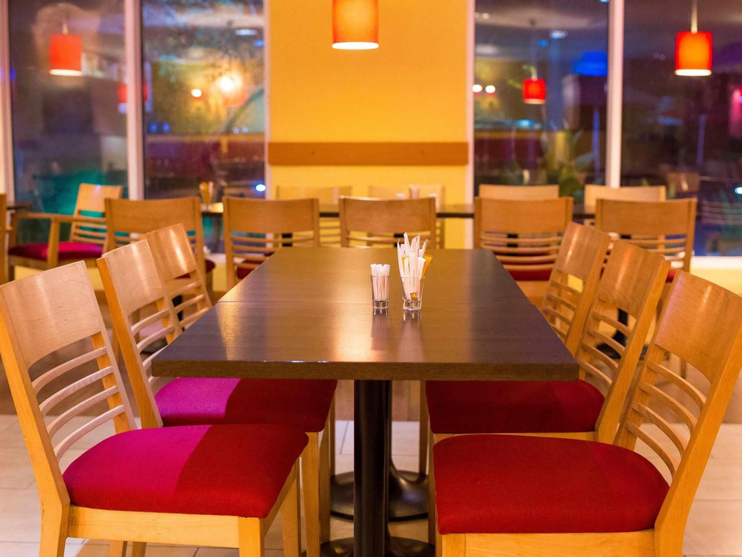Restaurant/places to eat in Ibis Lagos Airport