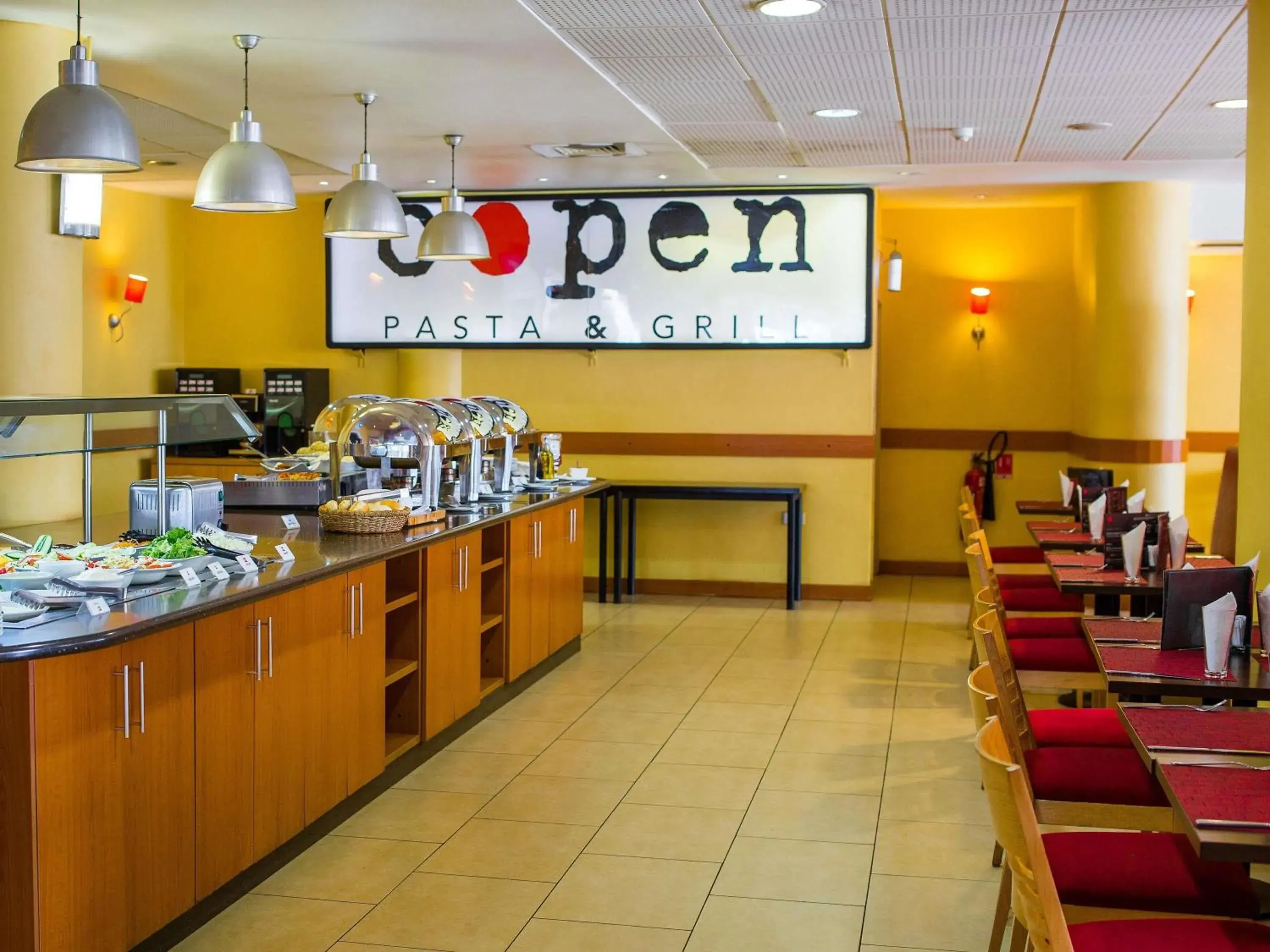 Restaurant/places to eat in Ibis Lagos Airport Restaurant/places to eat in Ibis Lagos Airport