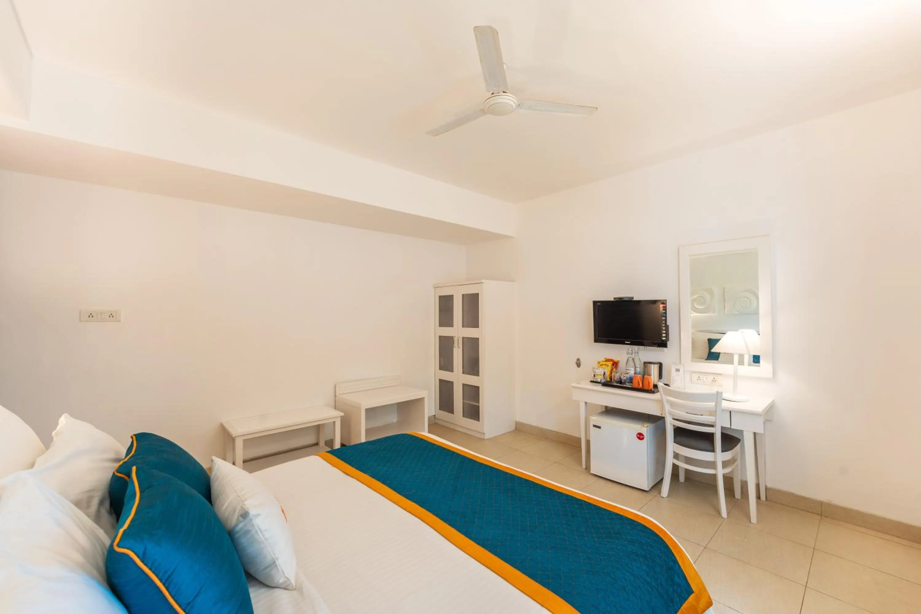 View (from property/room), Bed in Zone Connect by The Park Calangute