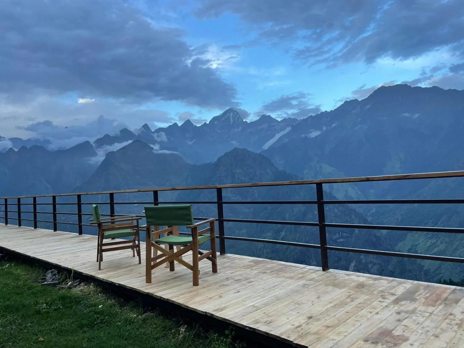 Patio in Casa Himalaya, Auli