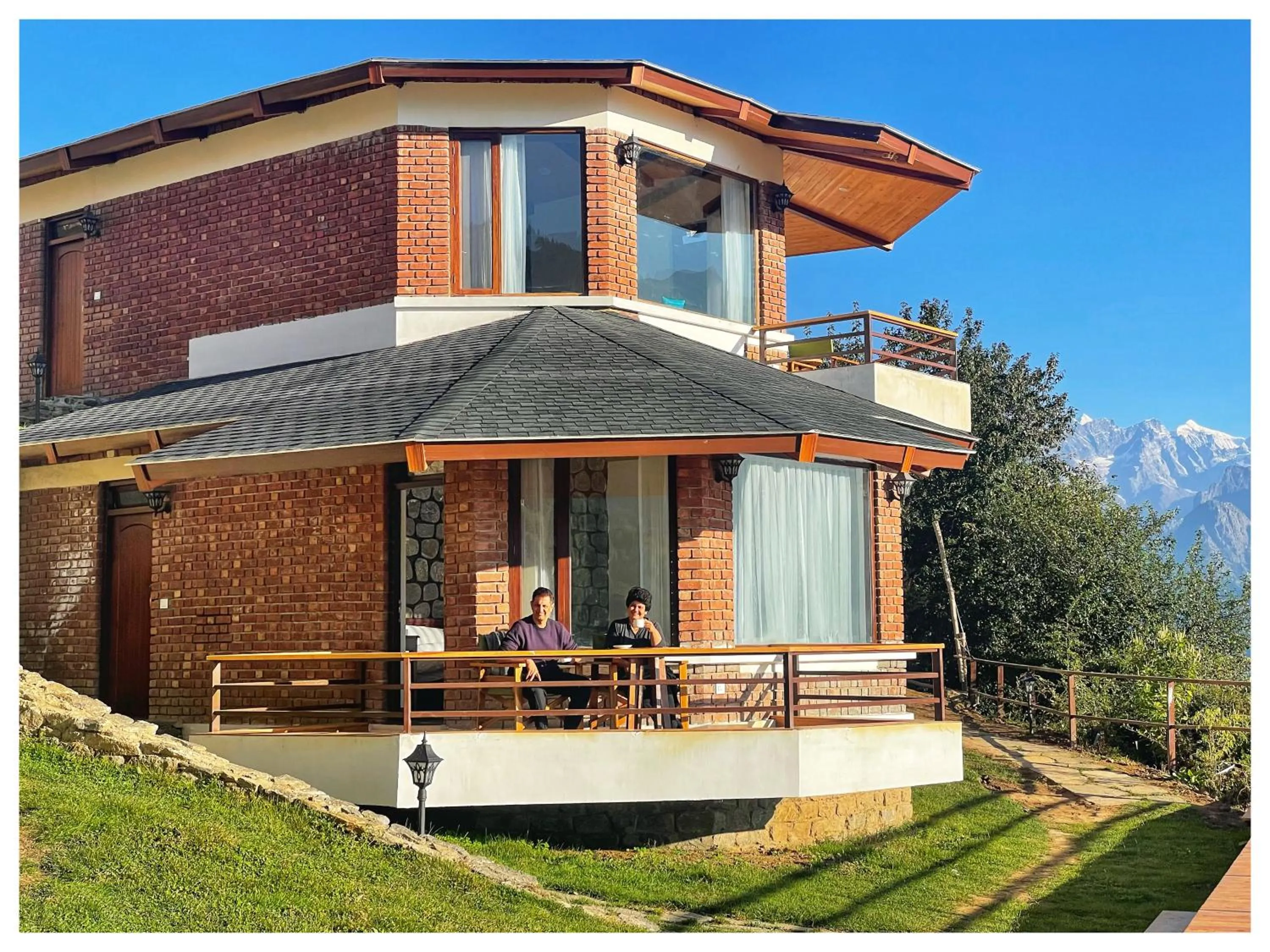 Property building in Casa Himalaya, Auli