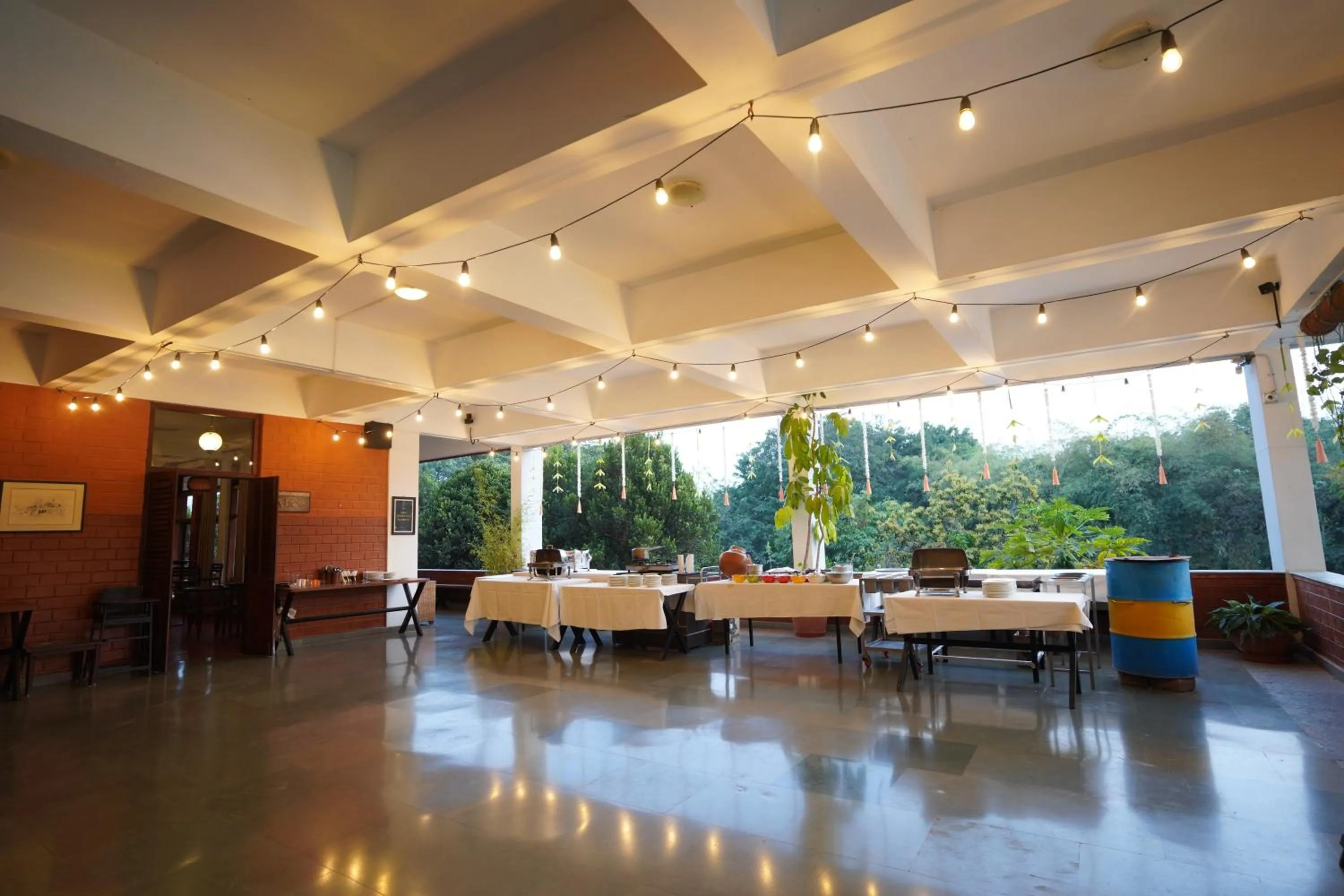 Restaurant/places to eat in Olde Bangalore Resort and Wellness Center