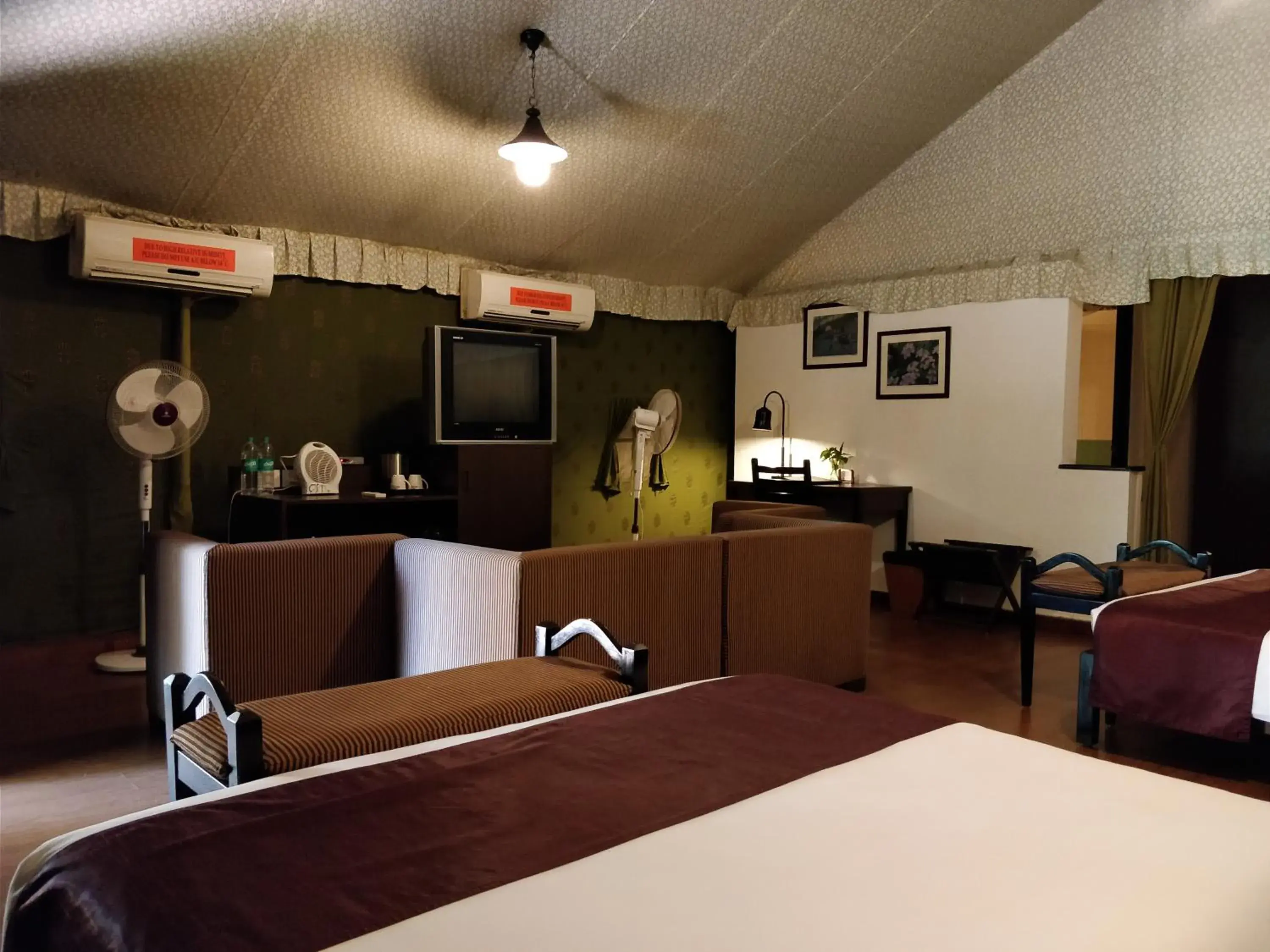 Bedroom, Bed in Olde Bangalore Resort and Wellness Center Bedroom, Bed in Olde Bangalore Resort and Wellness Center