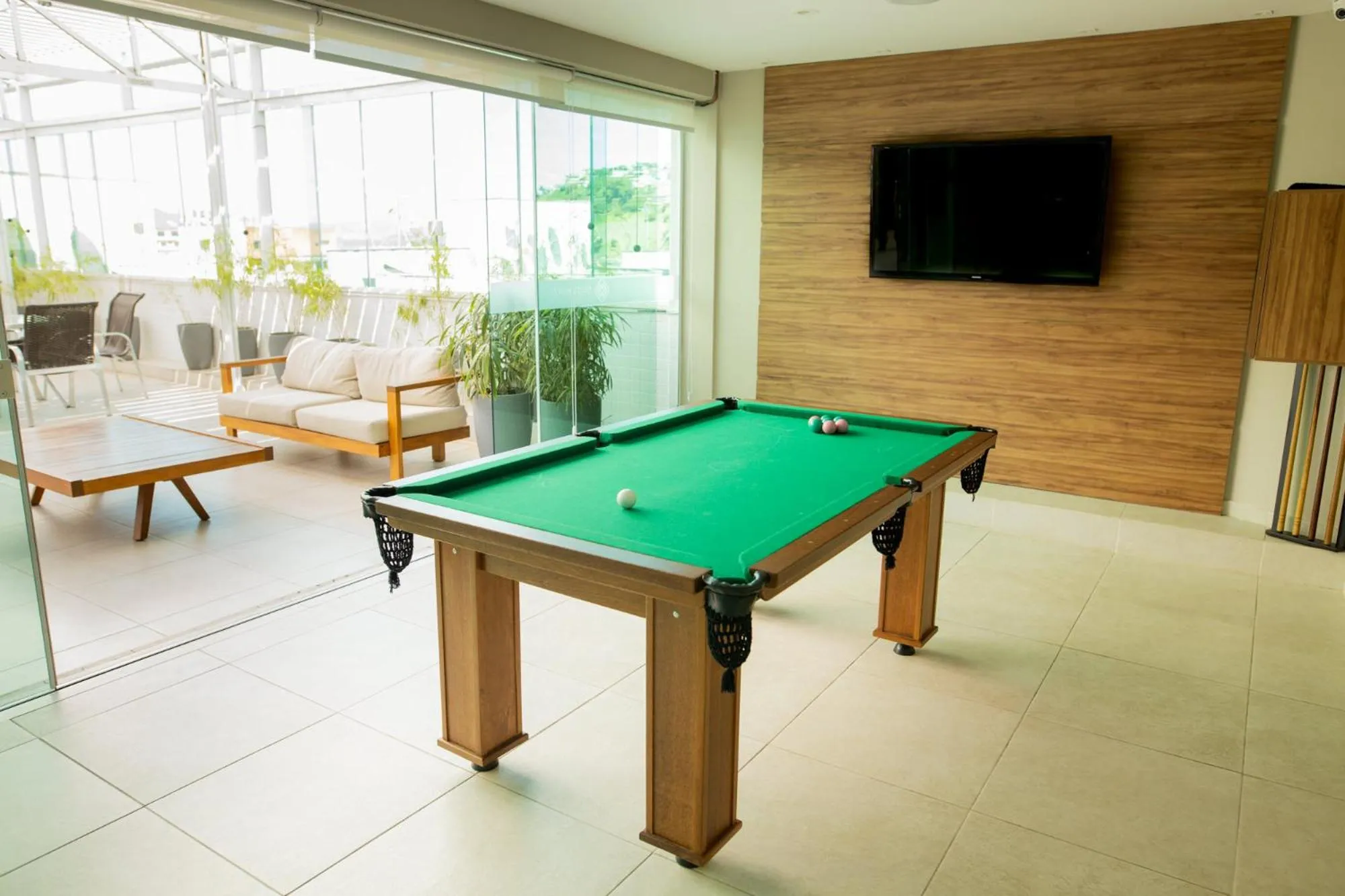 Game Room in Angra Beach Hotel