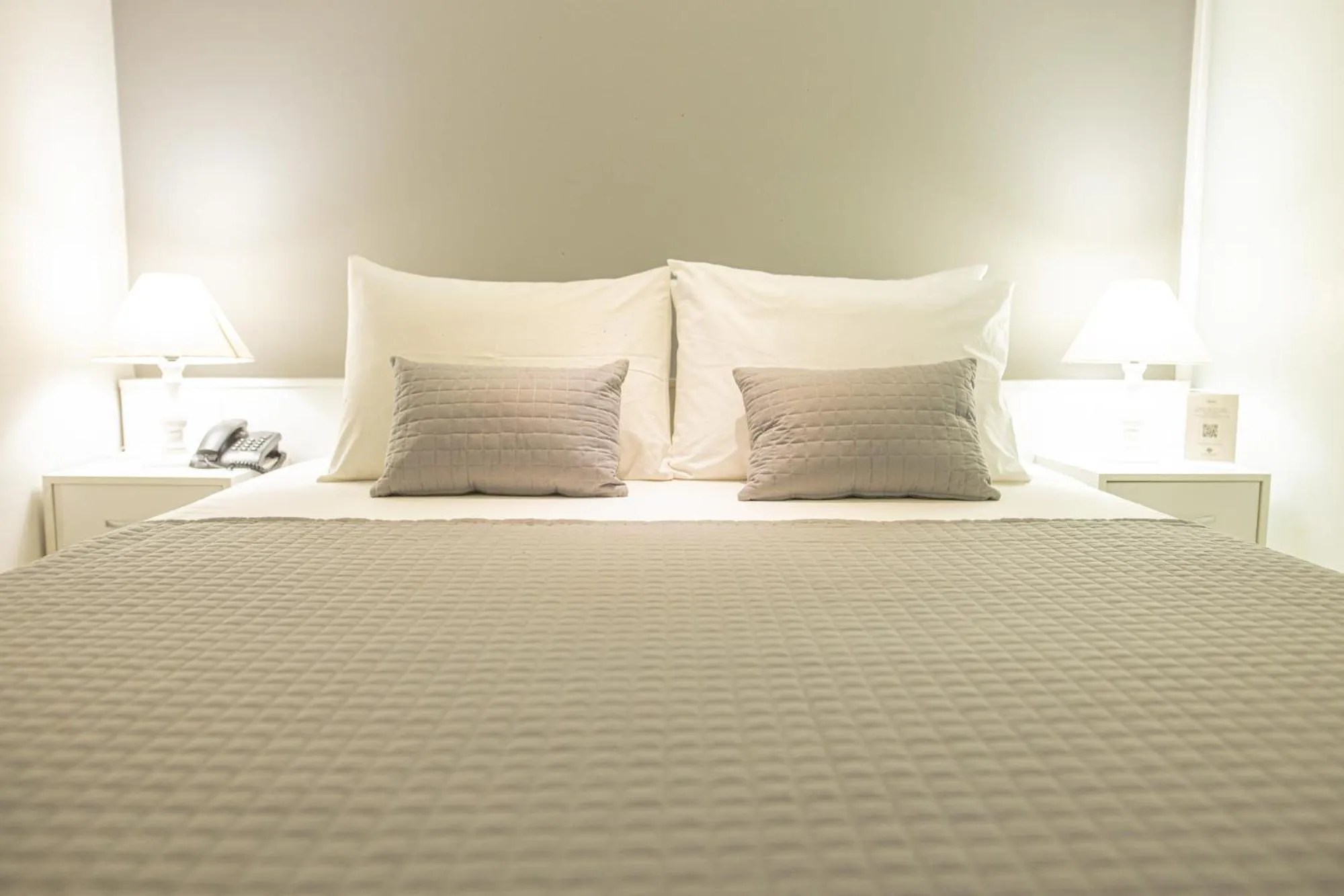 Bedroom, Bed in Angra Beach Hotel