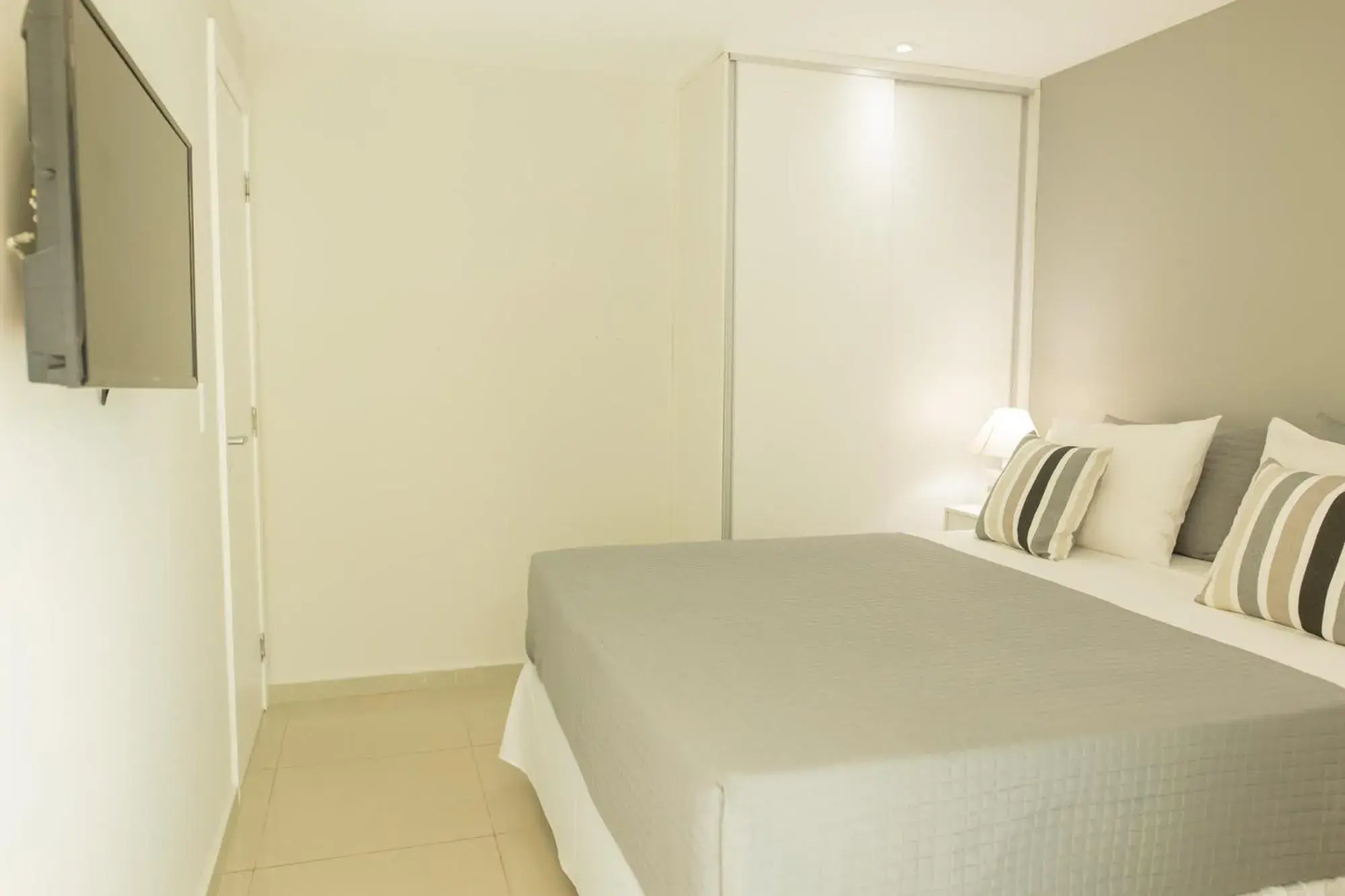 Bedroom, Bed in Angra Beach Hotel Bedroom, Bed in Angra Beach Hotel