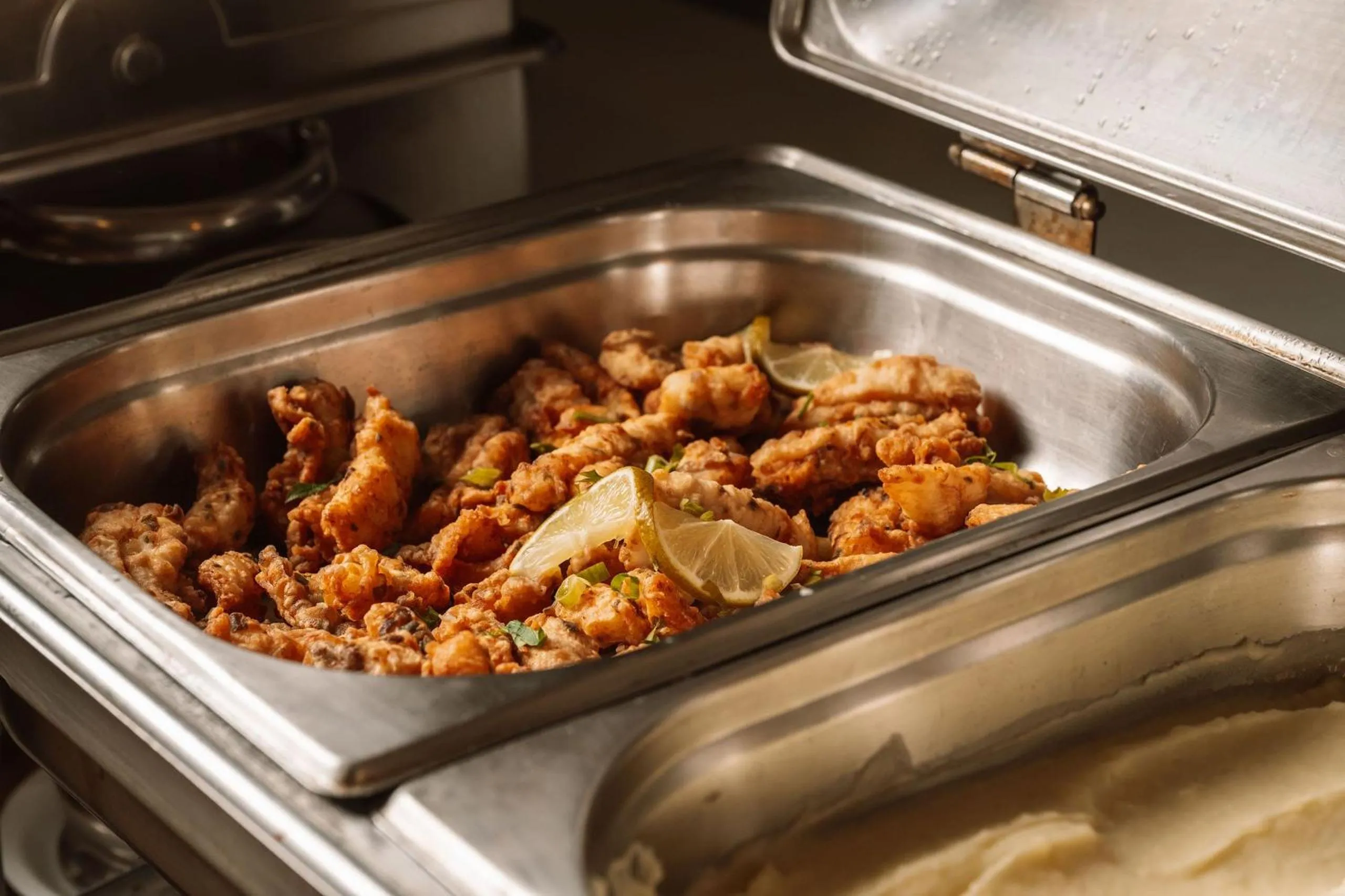 Restaurant/places to eat in Angra Beach Hotel