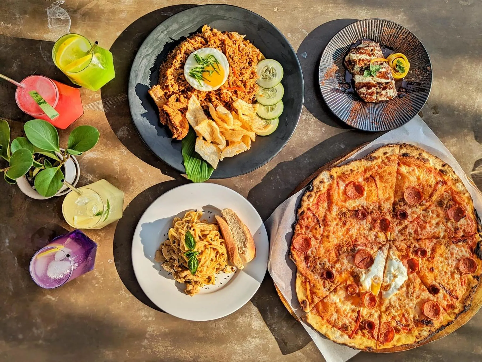 Food and drinks in Nakabalo Guesthouse & Restaurant