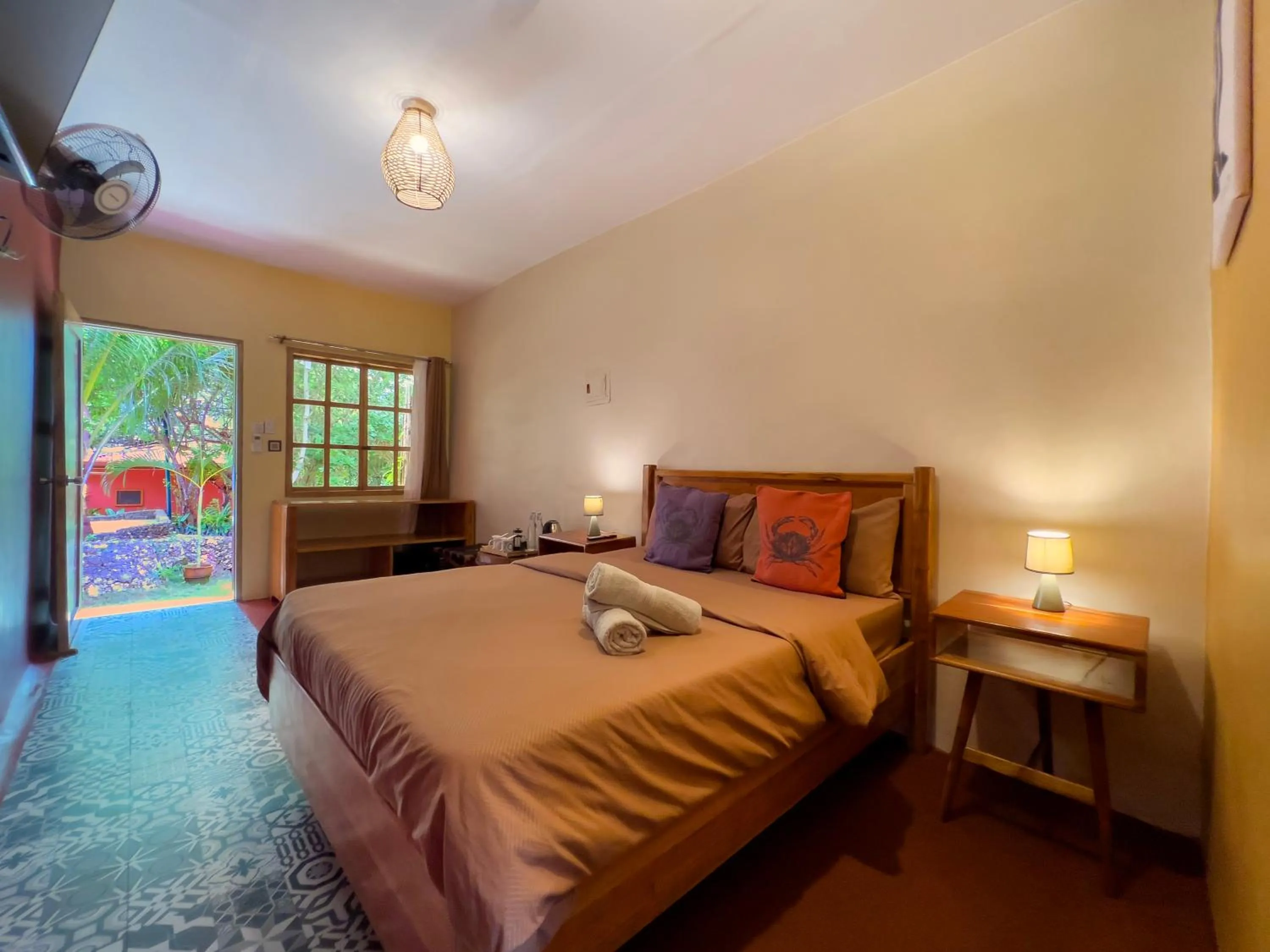 Bedroom, Bed in Nakabalo Guesthouse & Restaurant