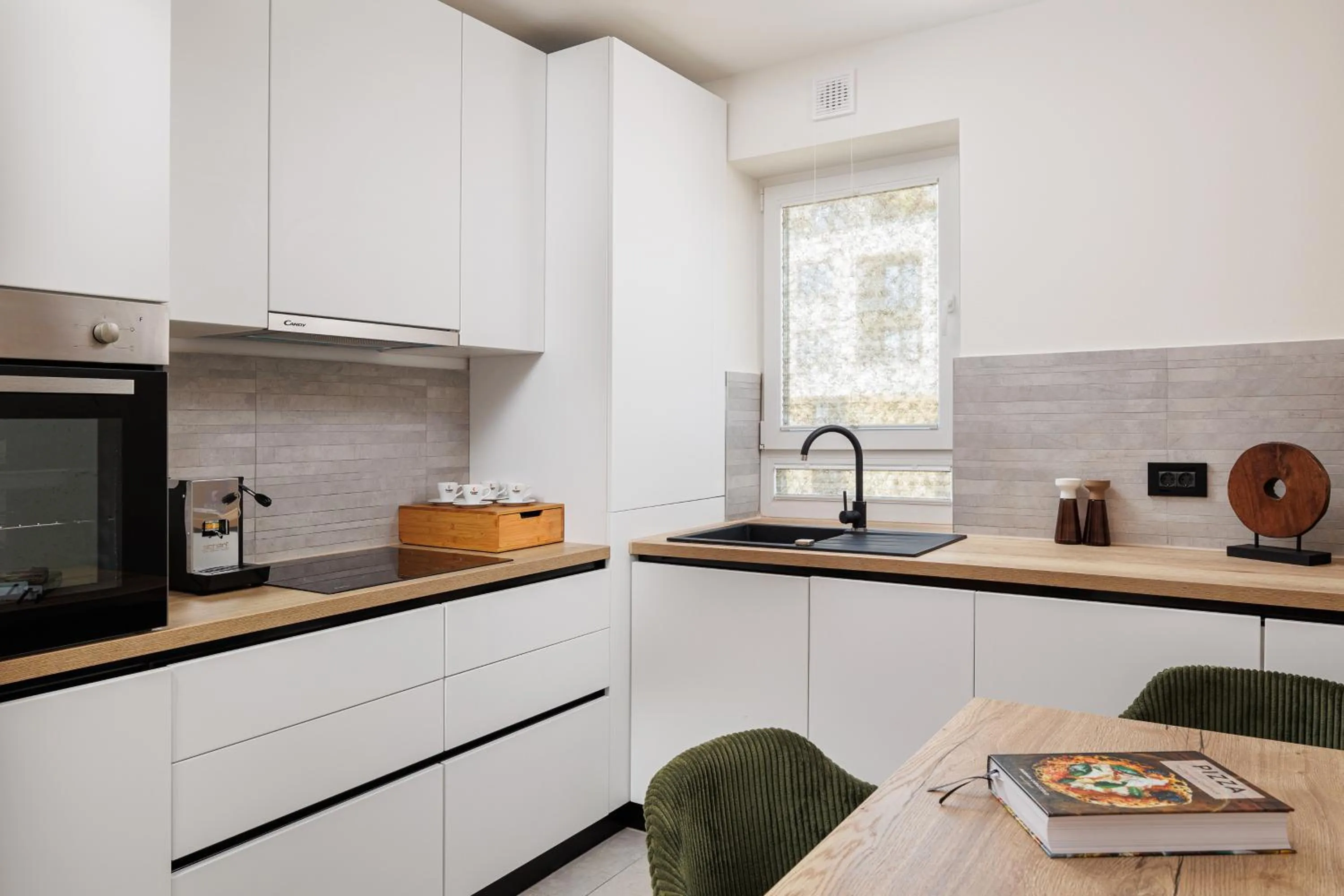 Kitchen or kitchenette in The Alley by Kanopian