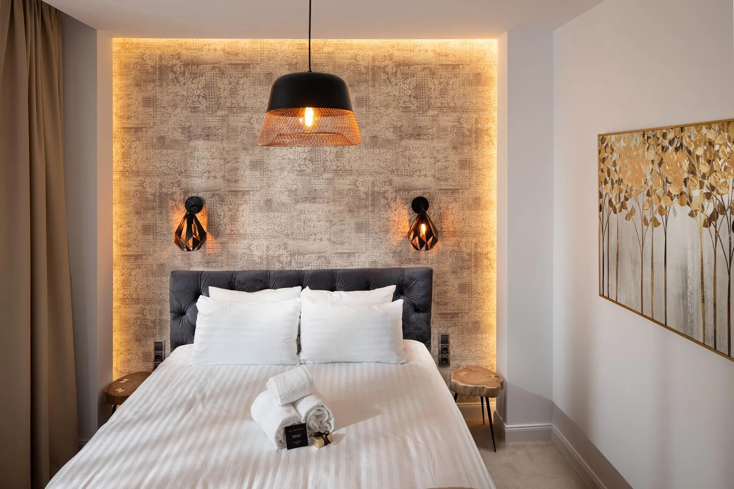 Bed in The Alley by Kanopian