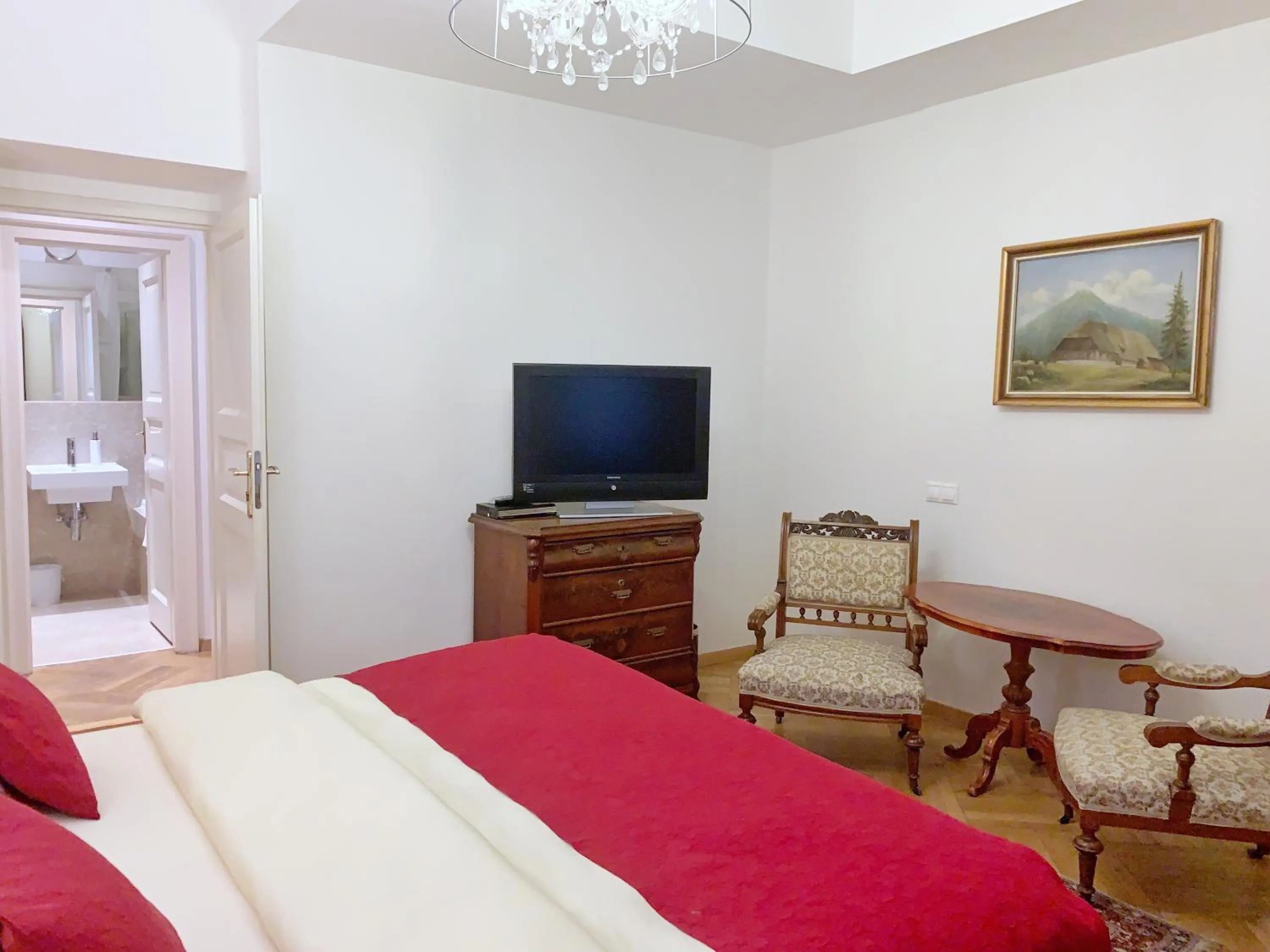 Bed in Small Luxury Palace Residence