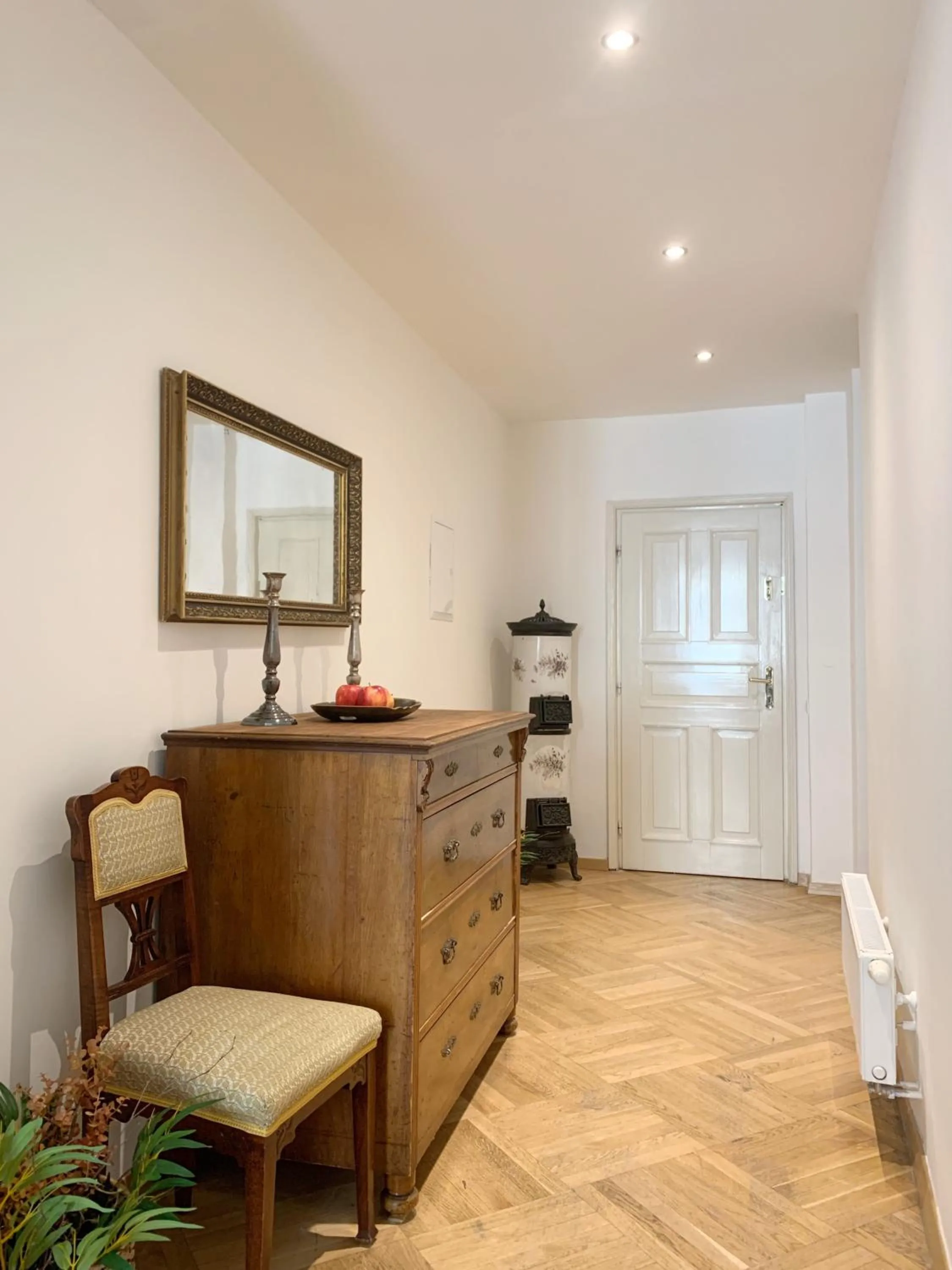 Seating area in Small Luxury Palace Residence