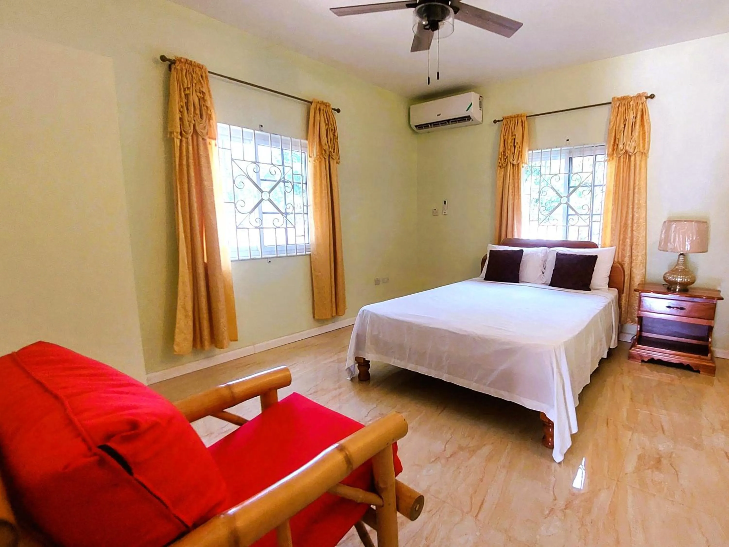 Bed in Stoney Gate Cottages