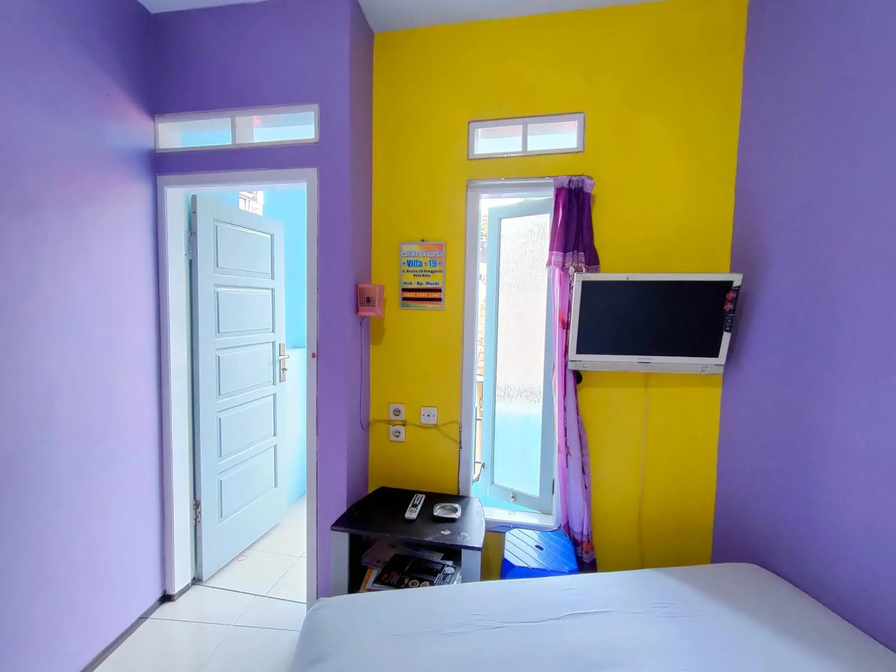 Bedroom, Bed in Blue Nineteen RedPartner Bedroom, Bed in Blue Nineteen RedPartner