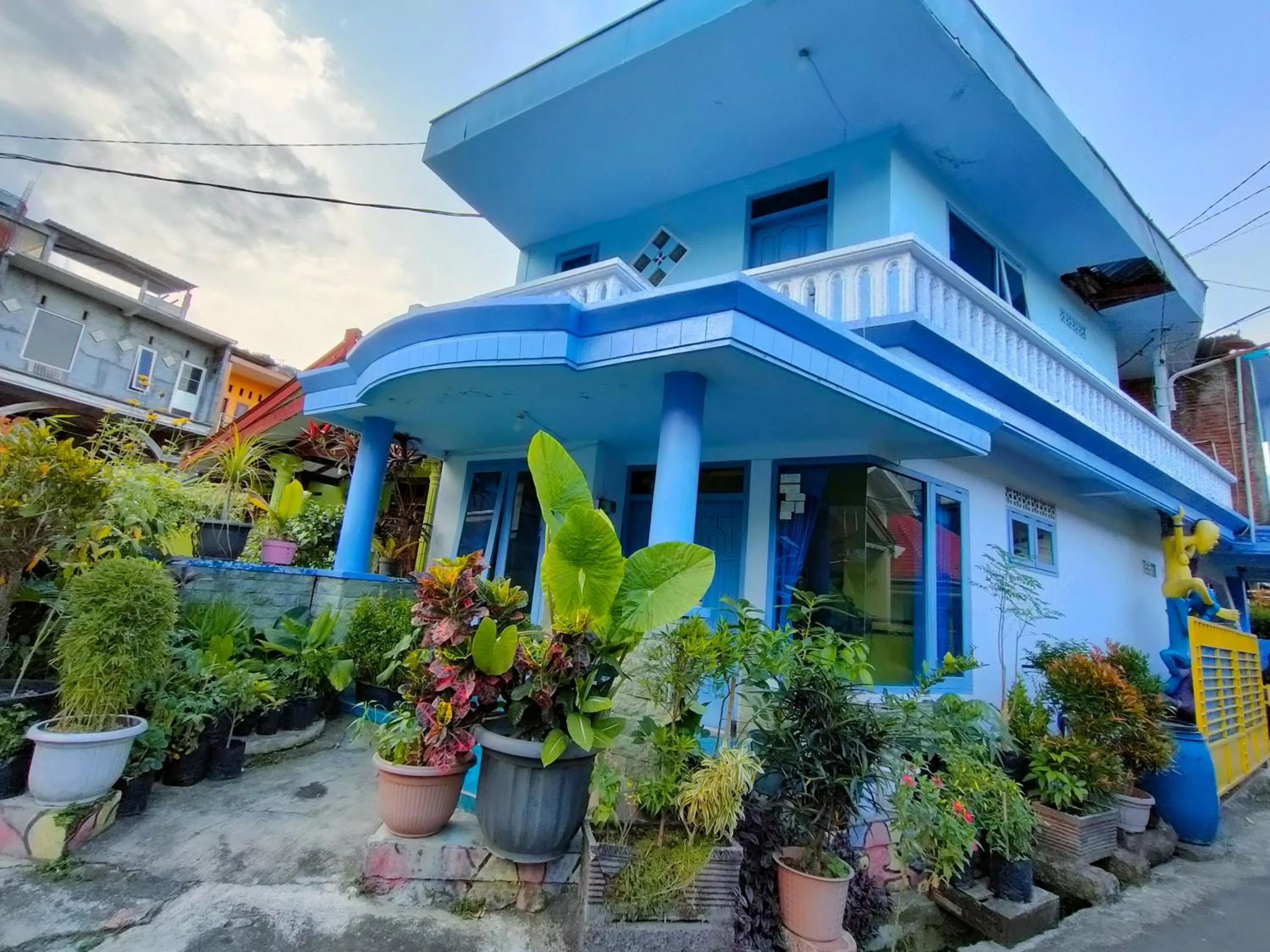 Property building in Blue Nineteen RedPartner