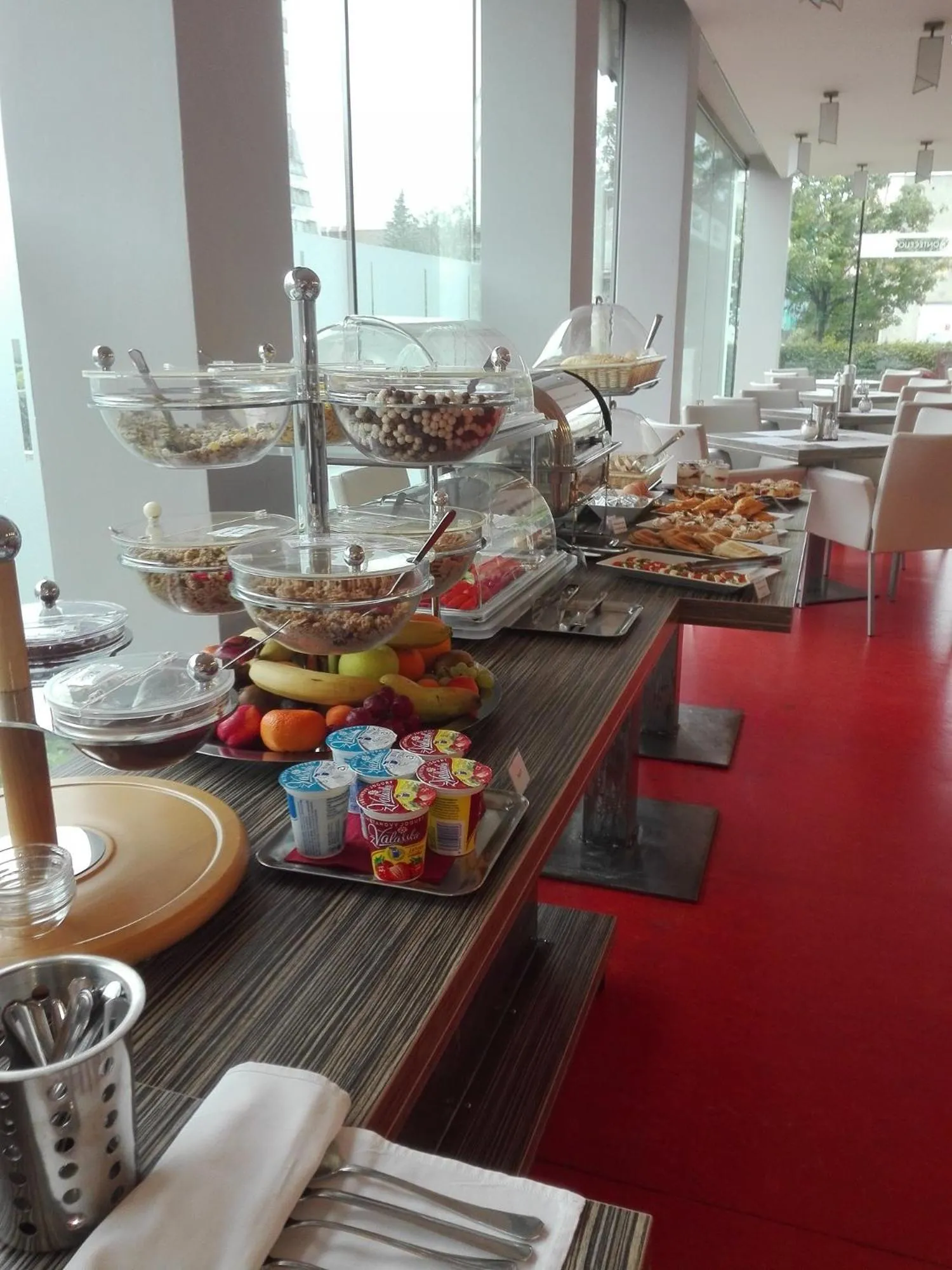 Buffet breakfast in Hotel Olympia