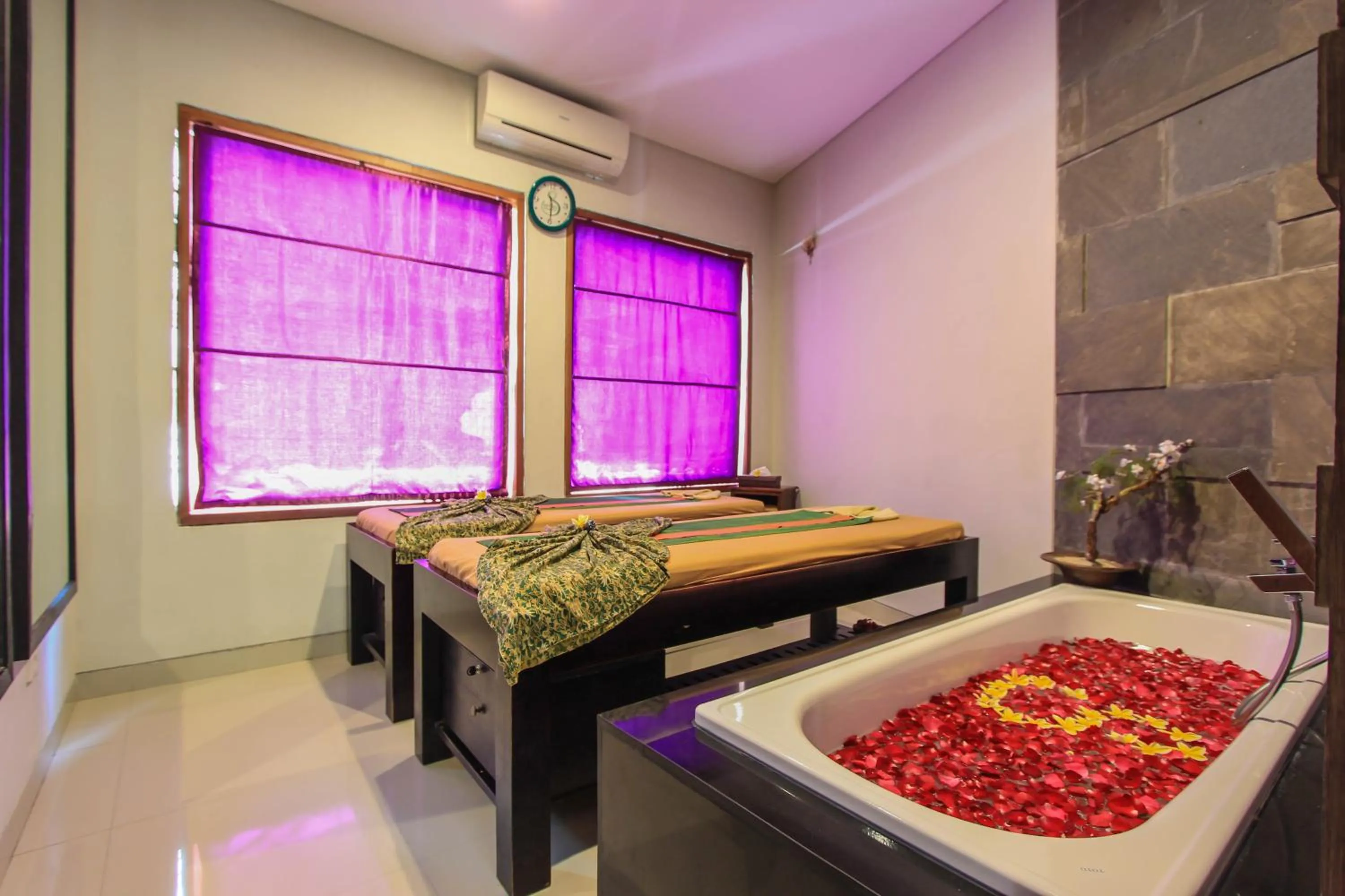 Massage in Samaja Villas Seminyak