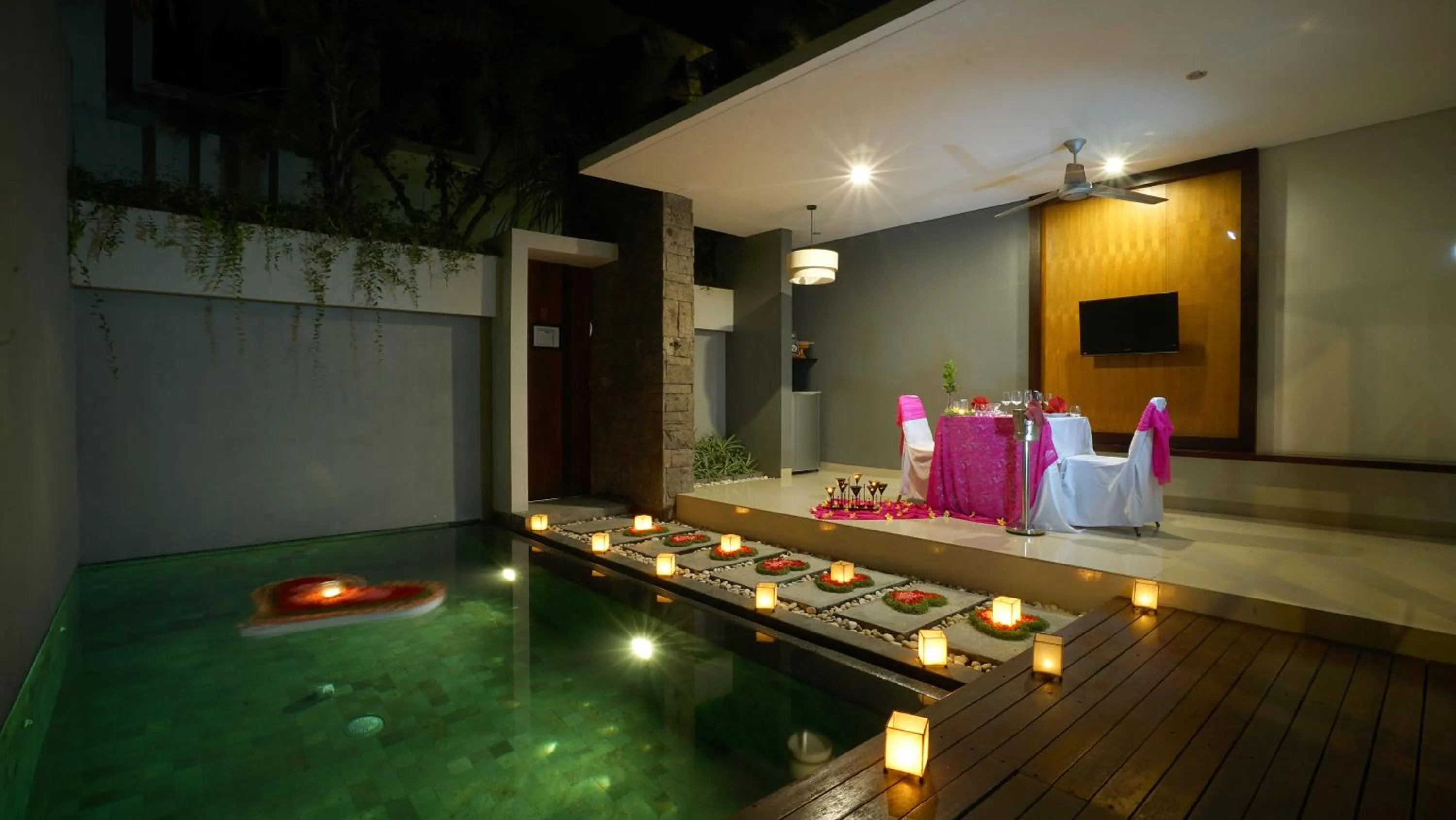 Swimming pool in Samaja Villas Seminyak