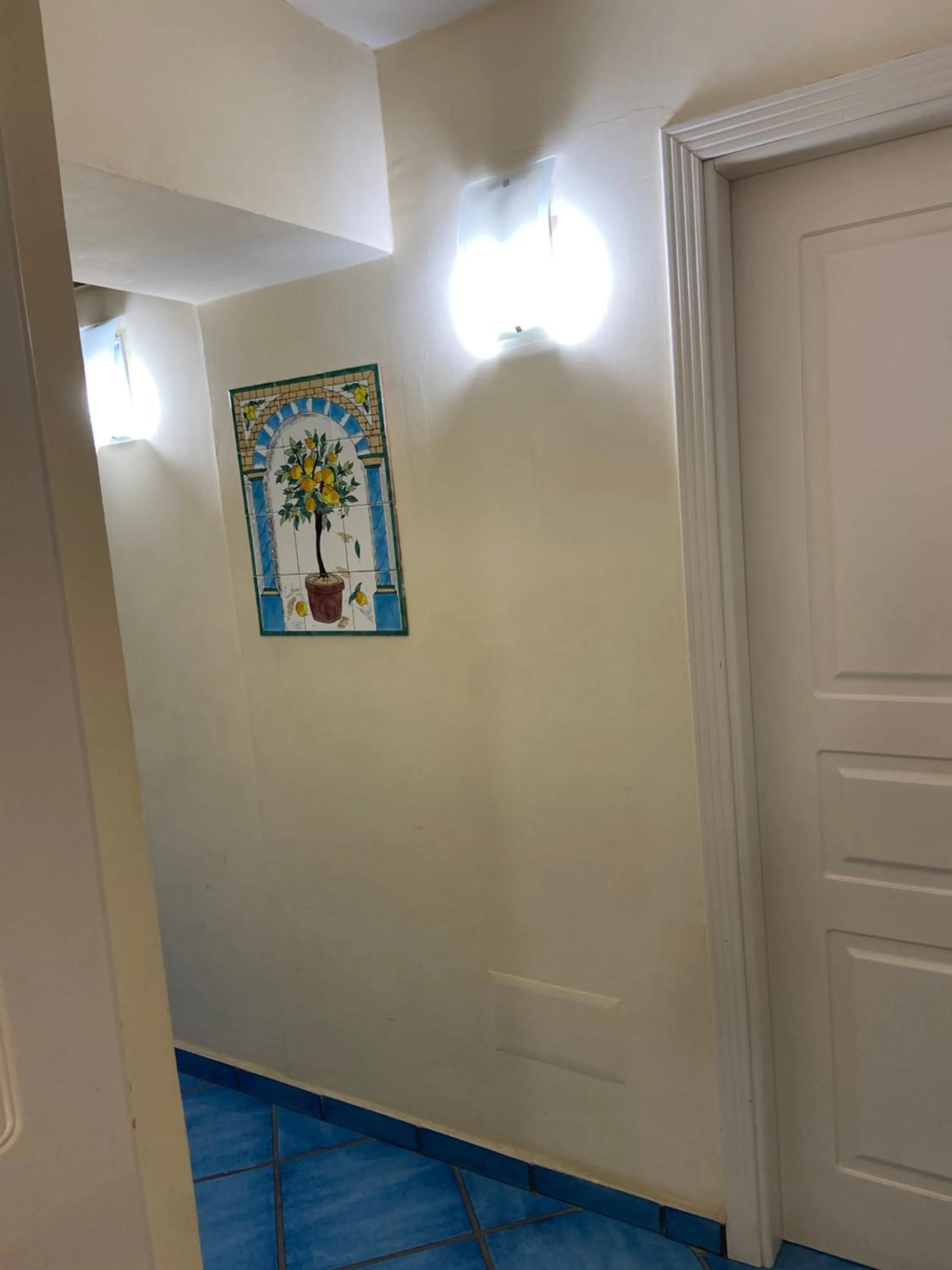 Communal lounge/ TV room in B&B Riviera