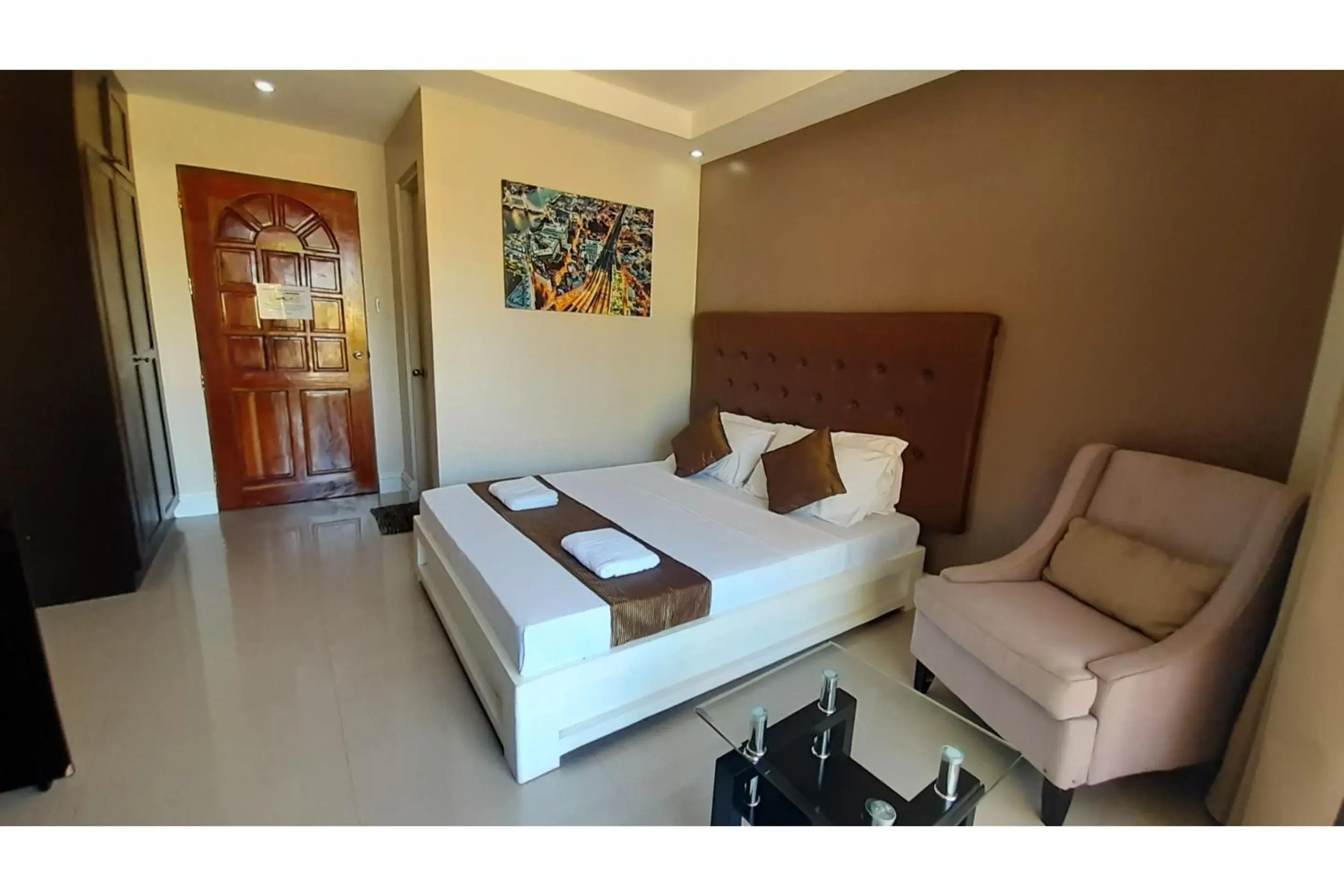 Bedroom, Bed in Adelaida Pensionne Hotel Bedroom, Bed in Adelaida Pensionne Hotel