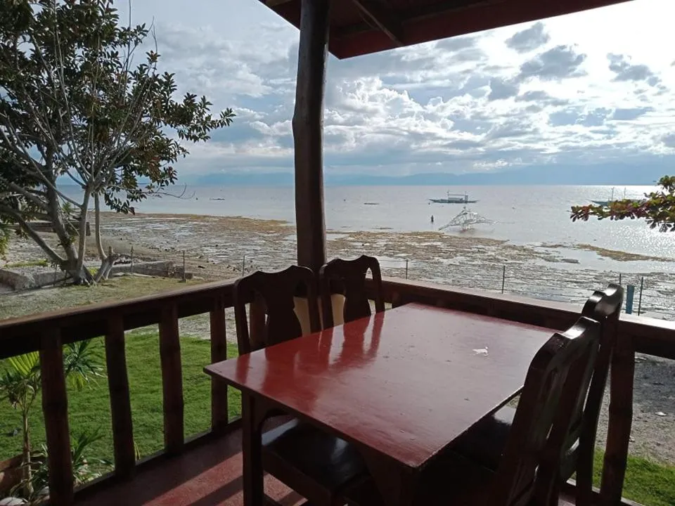 Bonita Oasis Beach Resort