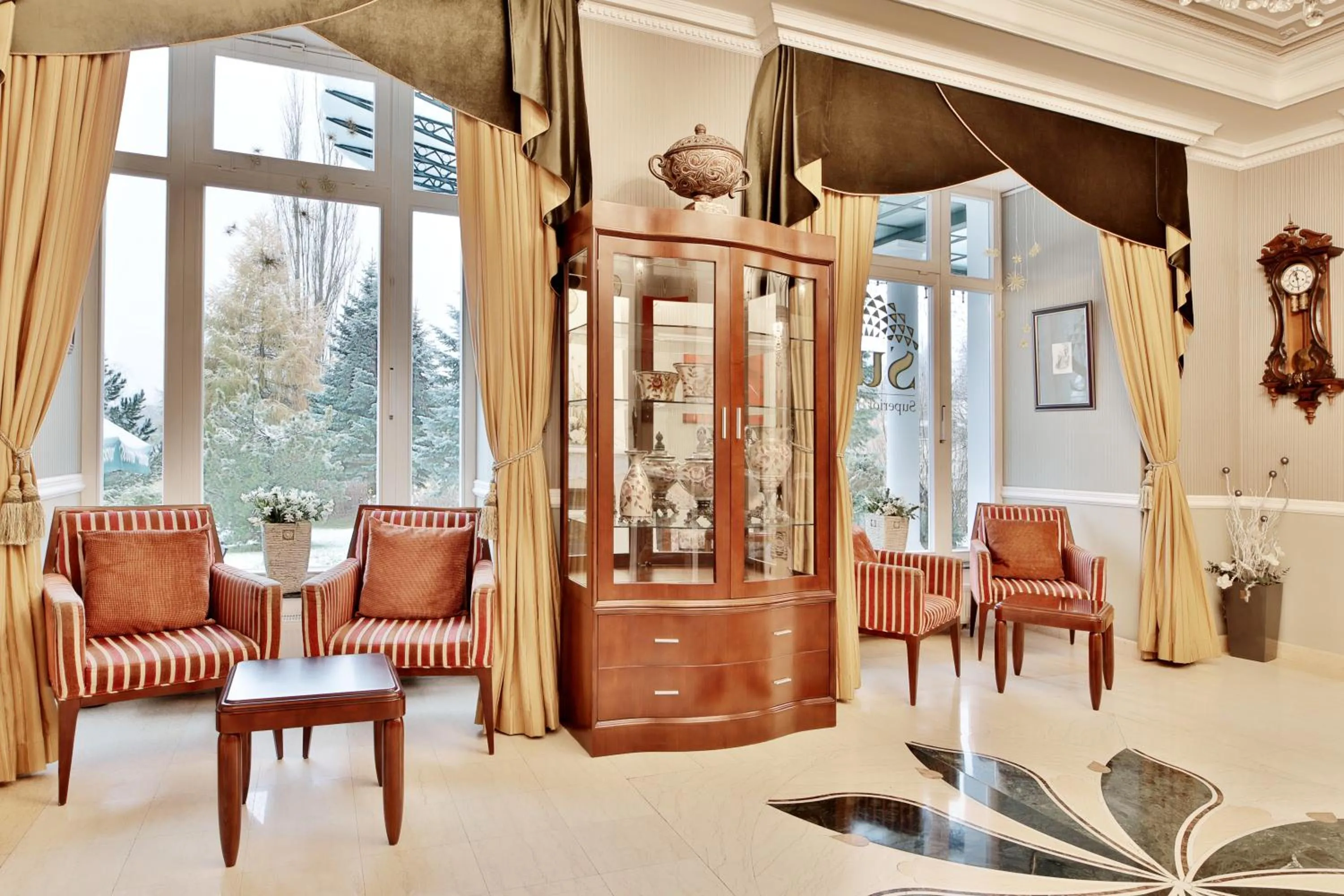 Lobby or reception in Sun Palace Wellness Hotel