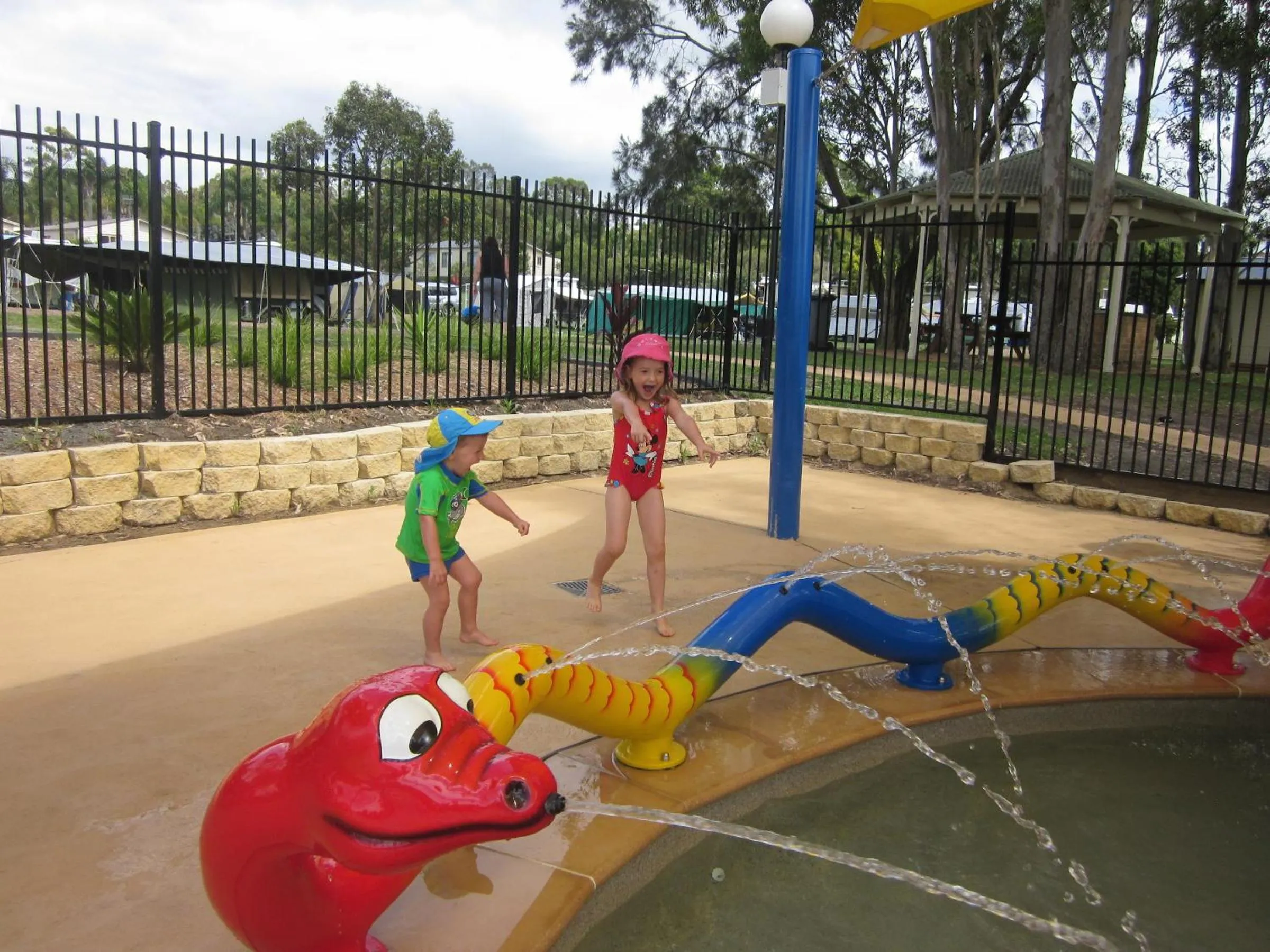 Swimming pool in BIG4 Karuah Jetty Holiday Park