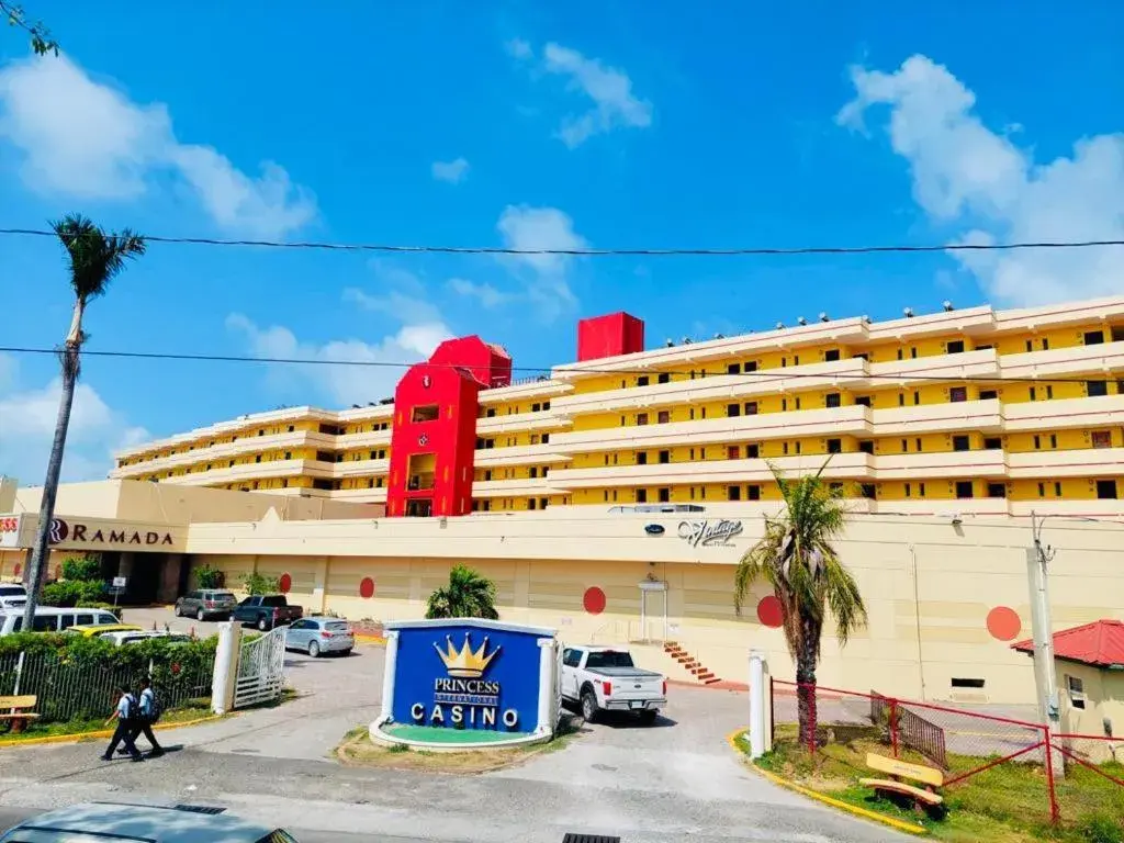 Property building in Ramada by Wyndham Princess Belize City Property building in Ramada by Wyndham Princess Belize City