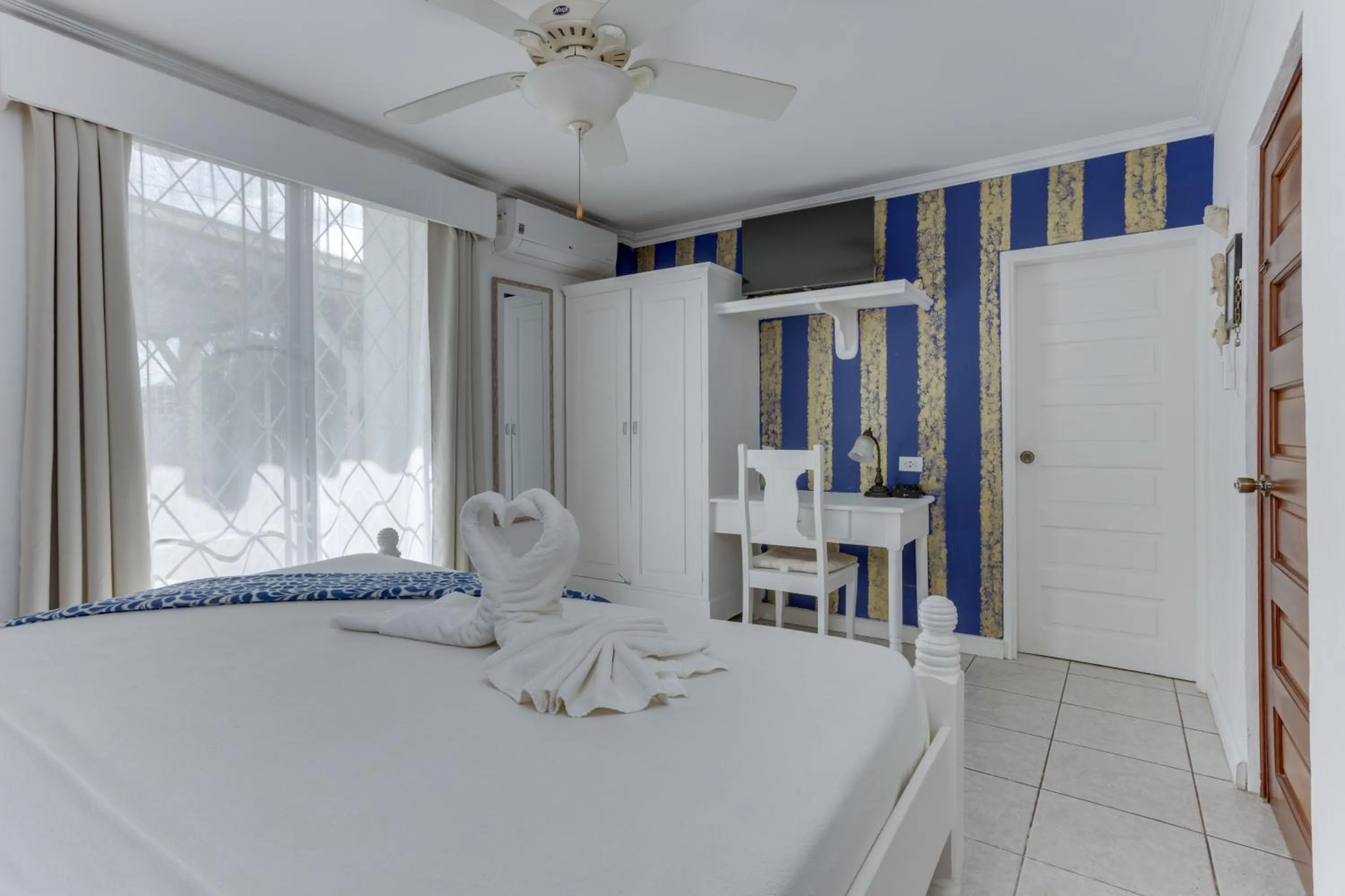 Bedroom, Bed in Villa Boscardi