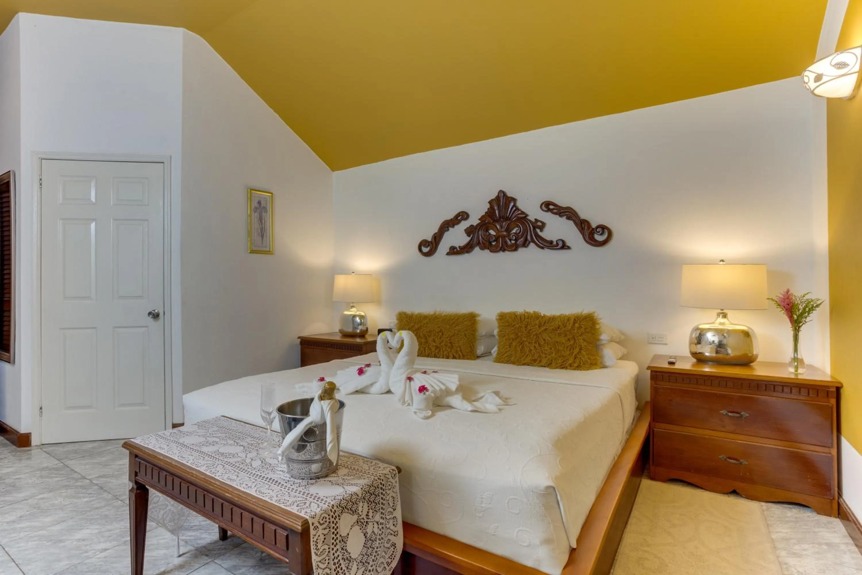 Bedroom, Bed in Villa Boscardi