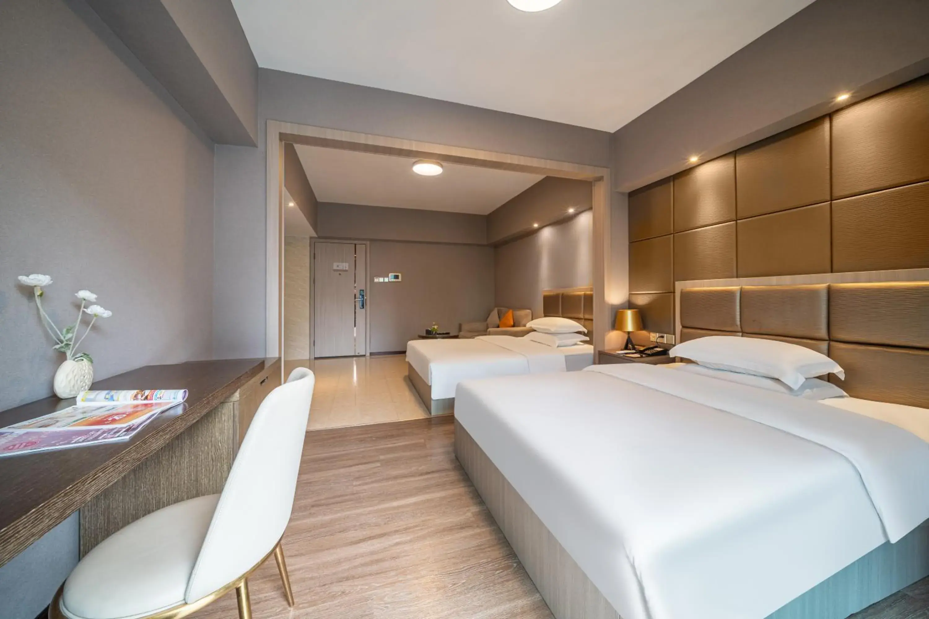 Bed in Foshan Poltton International Serviced Apartment-Canton fair free shuttle bus Bed in Foshan Poltton International Serviced Apartment-Canton fair free shuttle bus