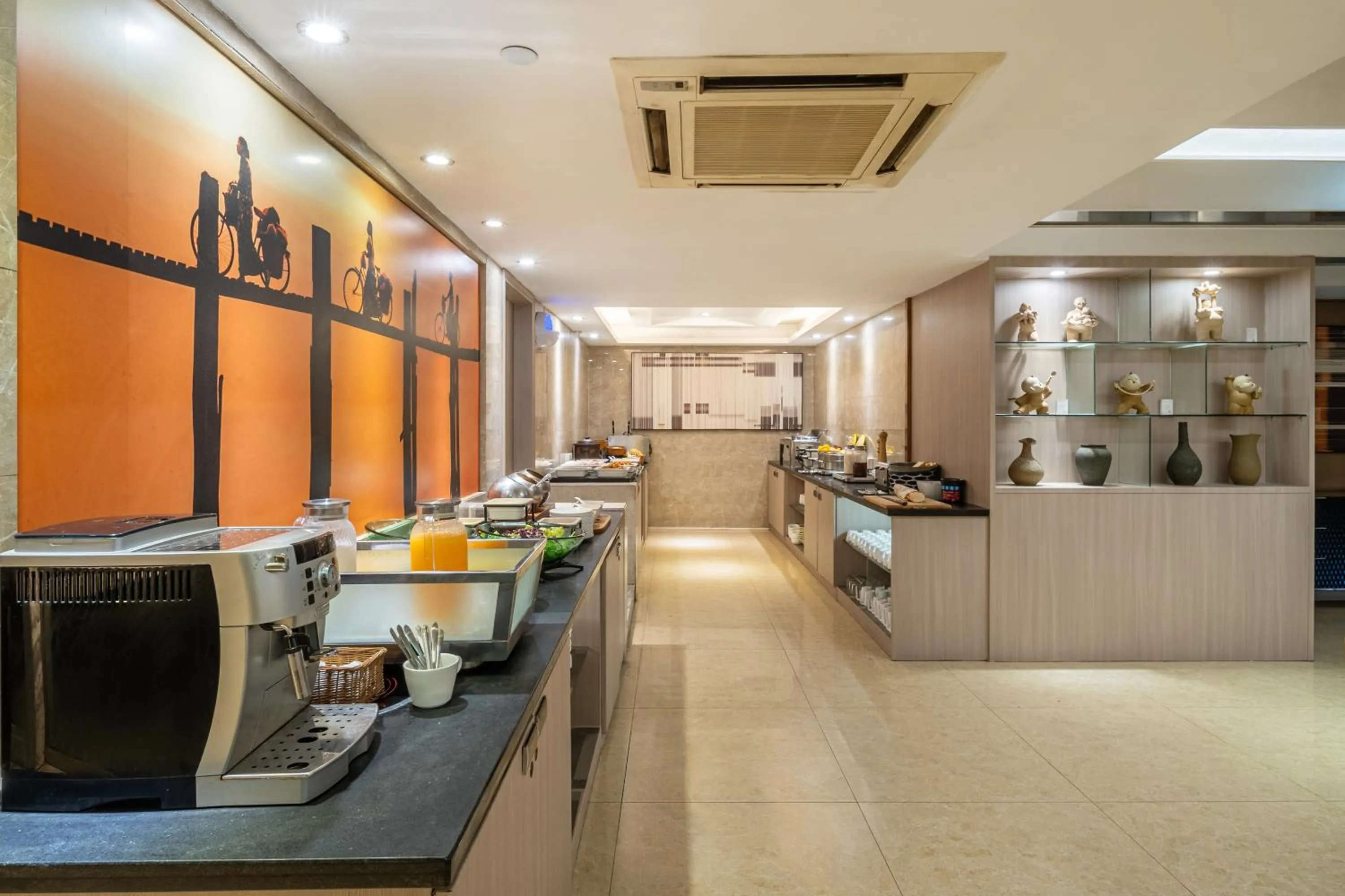 Restaurant/places to eat in Foshan Poltton International Serviced Apartment