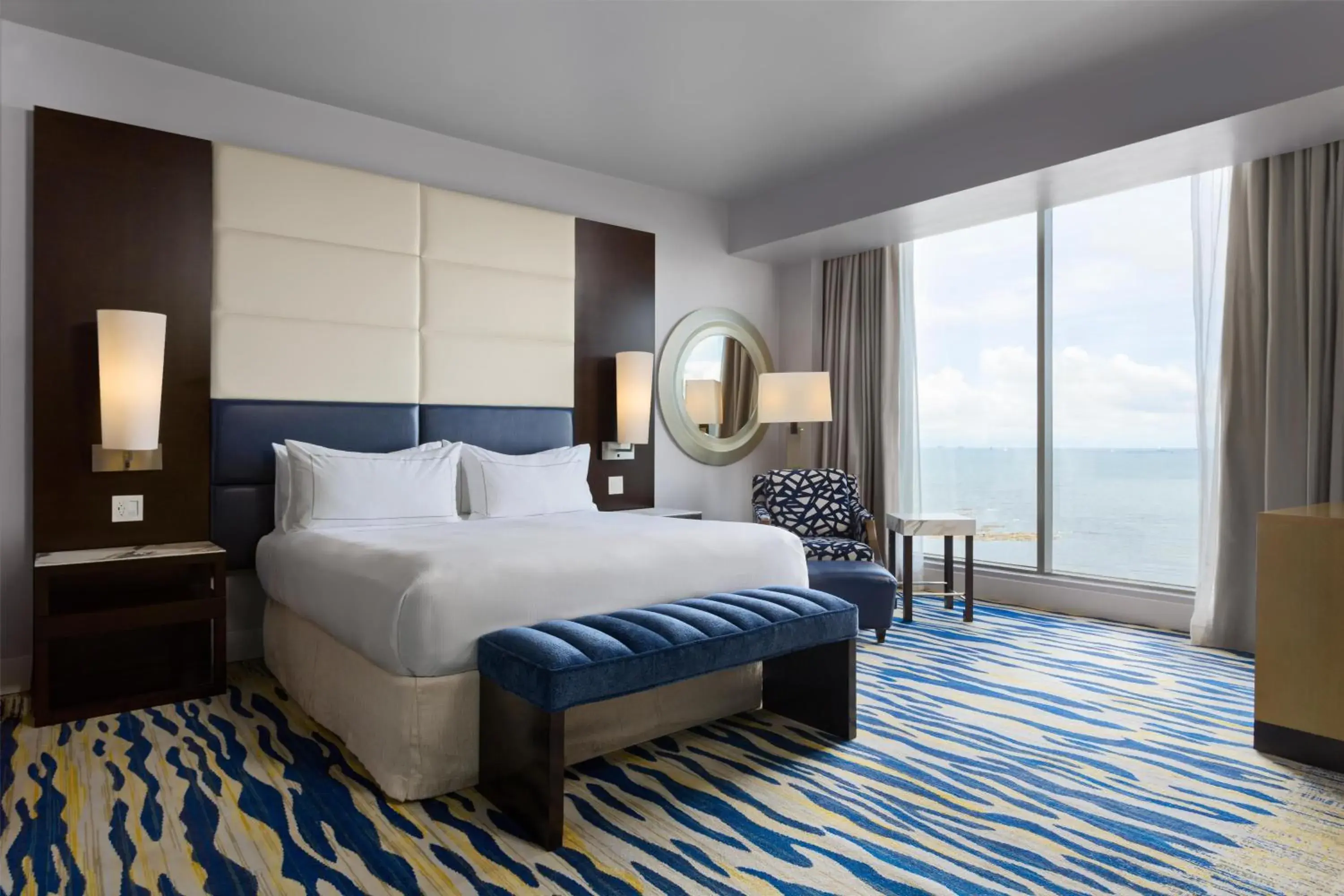 Junior King Suite with Ocean View in Hilton Panama Junior King Suite with Ocean View in Hilton Panama