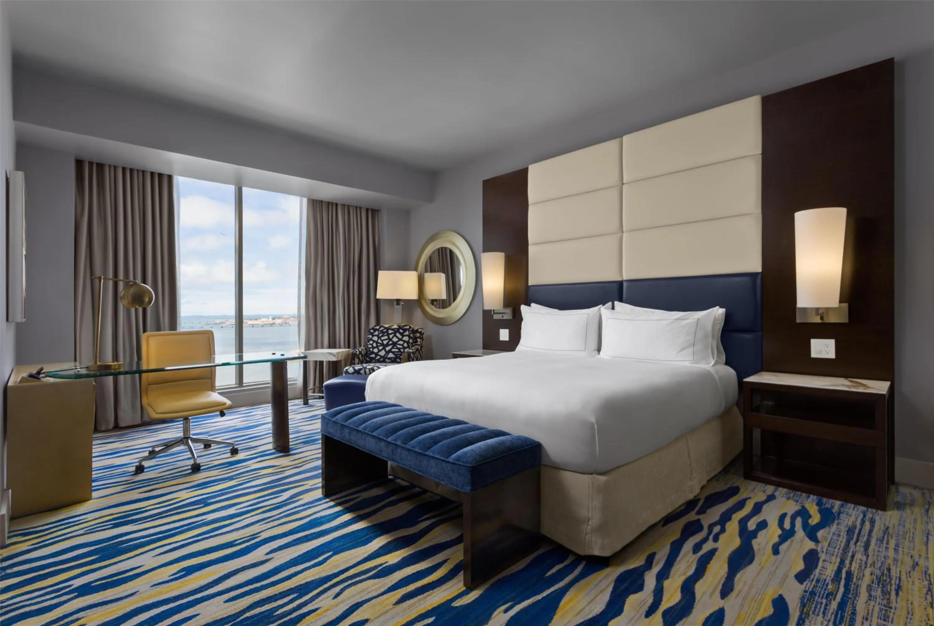 Bedroom, Bed in Hilton Panama