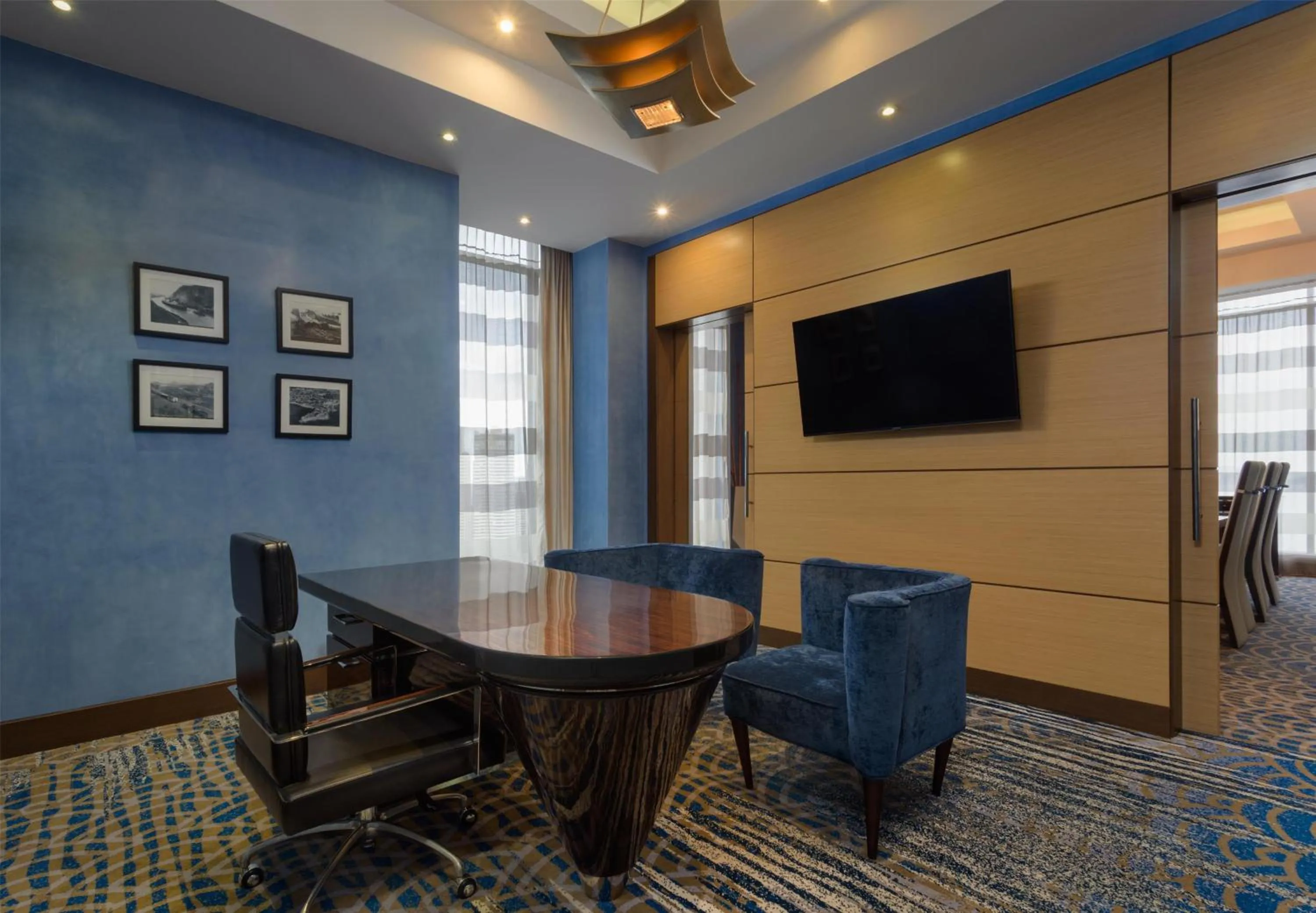 Living room in Hilton Panama