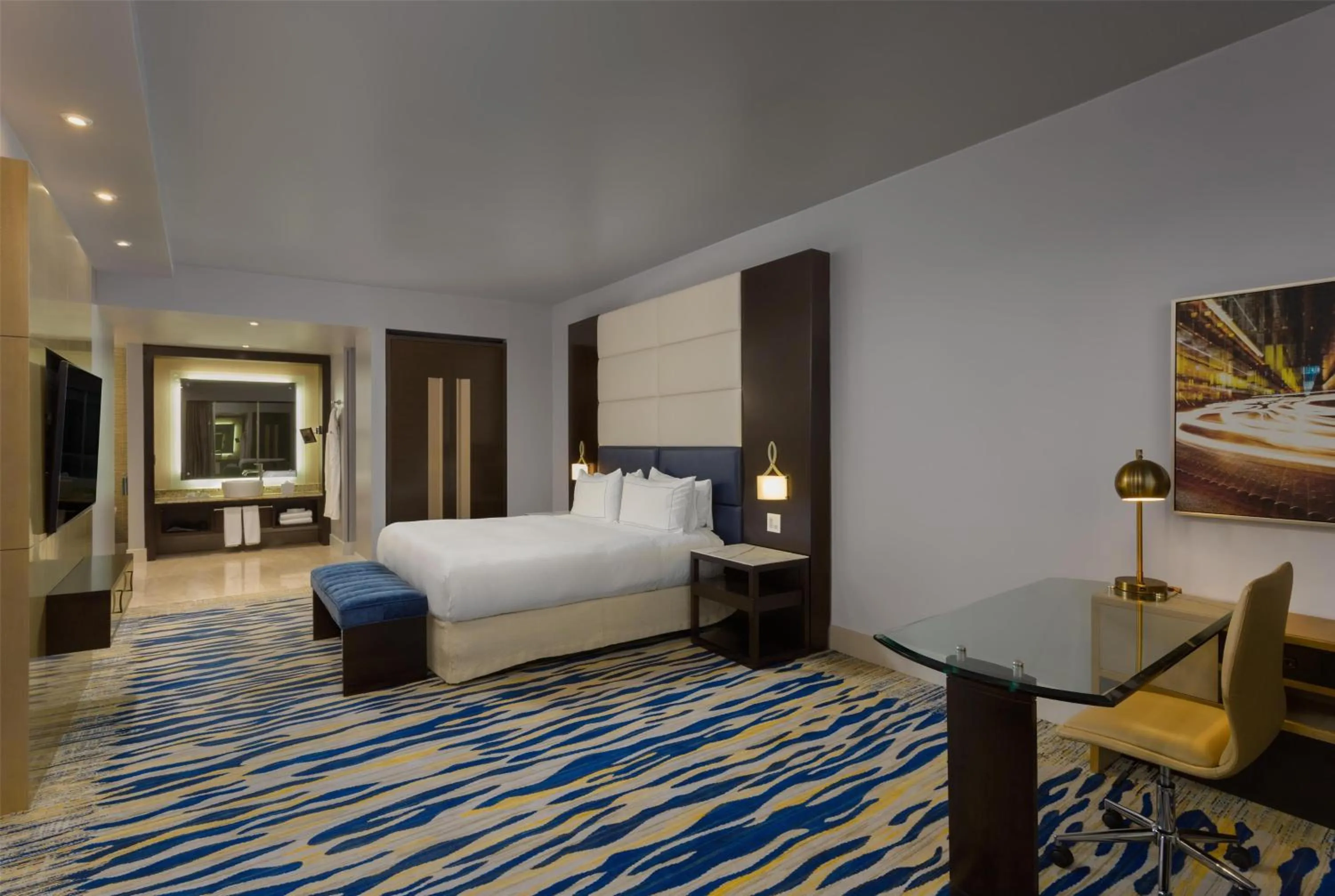 Bedroom, Bed in Hilton Panama