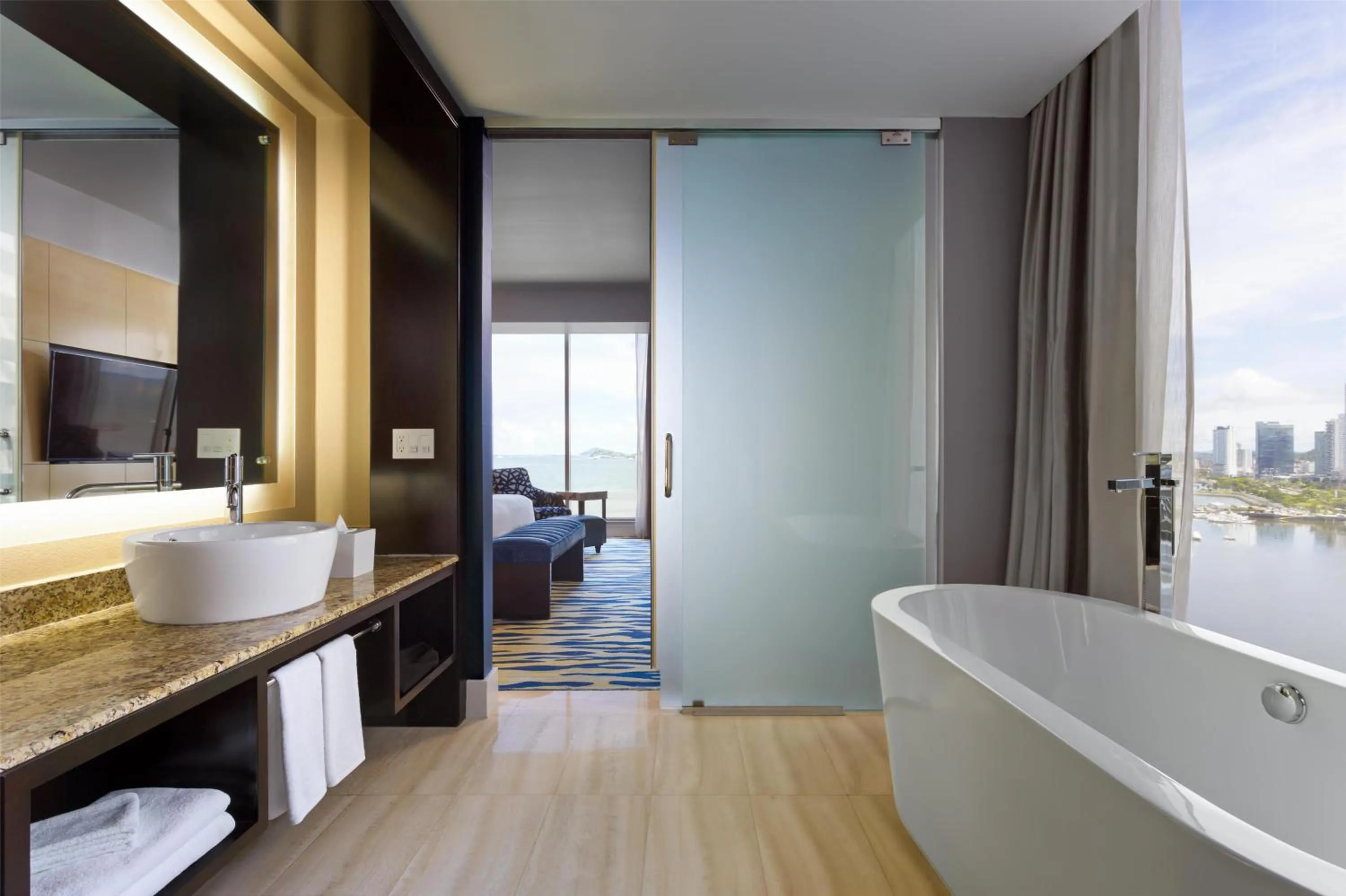 Bathroom in Hilton Panama