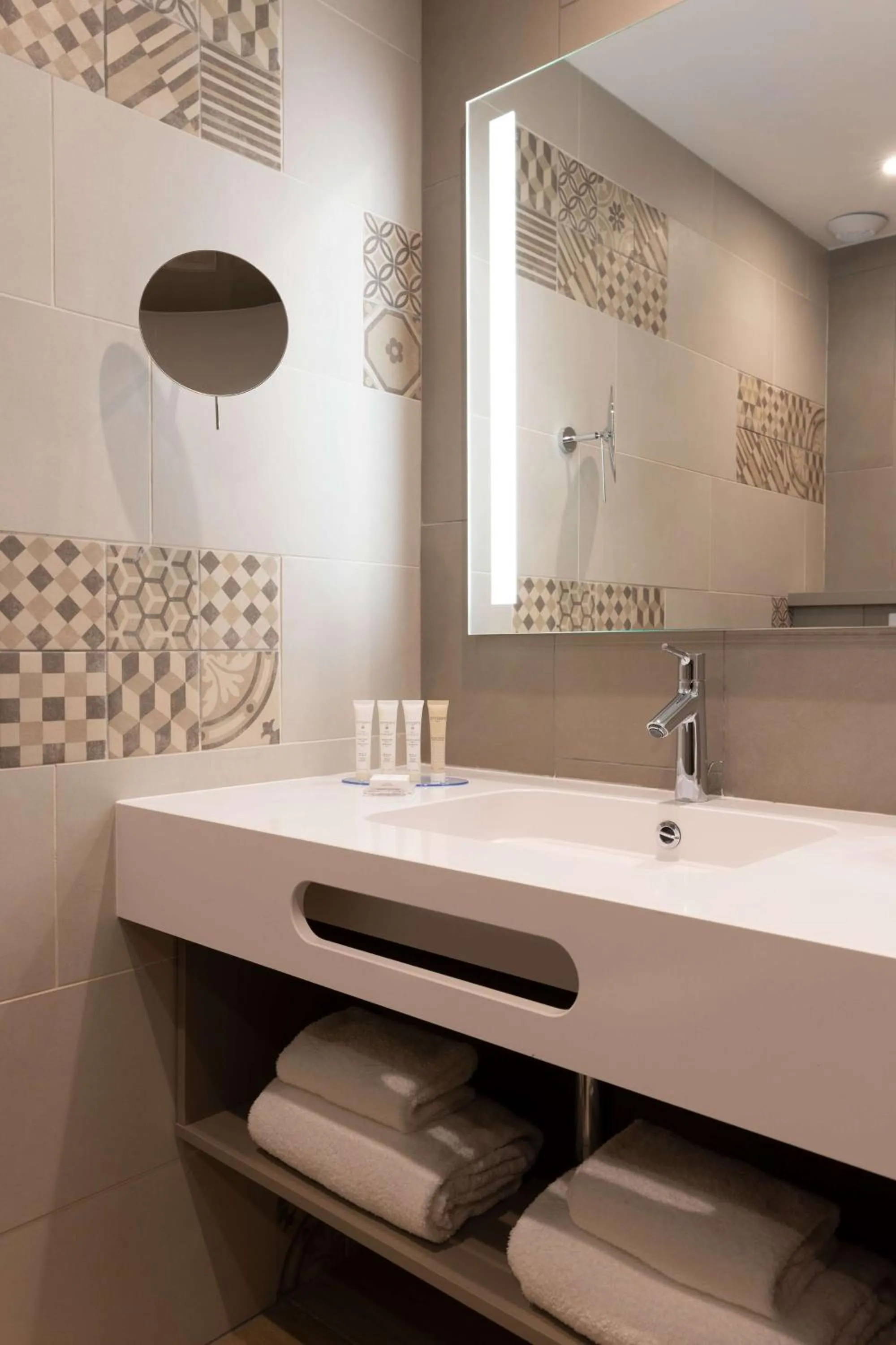 Bathroom in Hilton Garden Inn Le Havre Centre