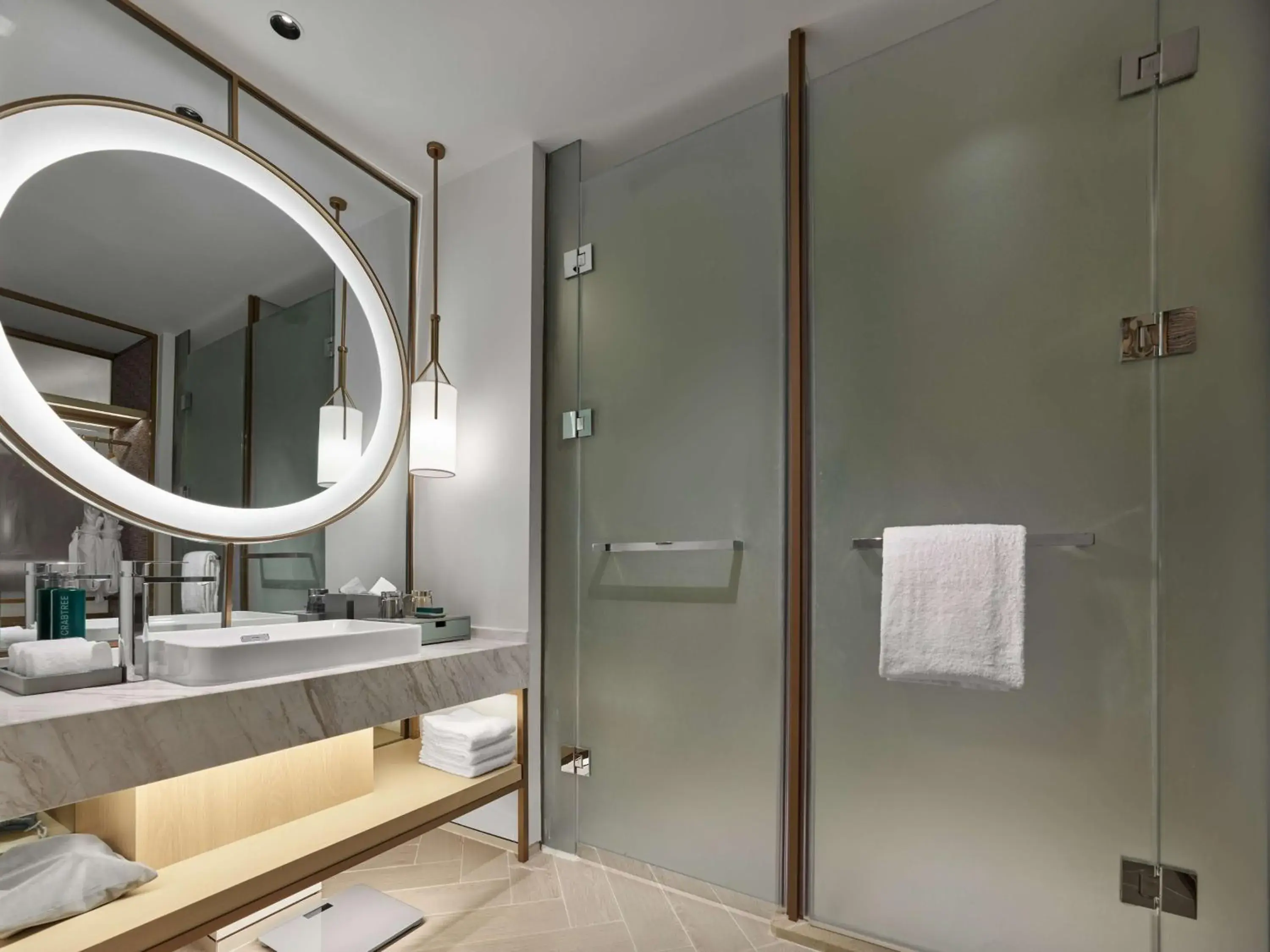 Bathroom in Doubletree By Hilton Nanning Wuxiang Bathroom in Doubletree By Hilton Nanning Wuxiang