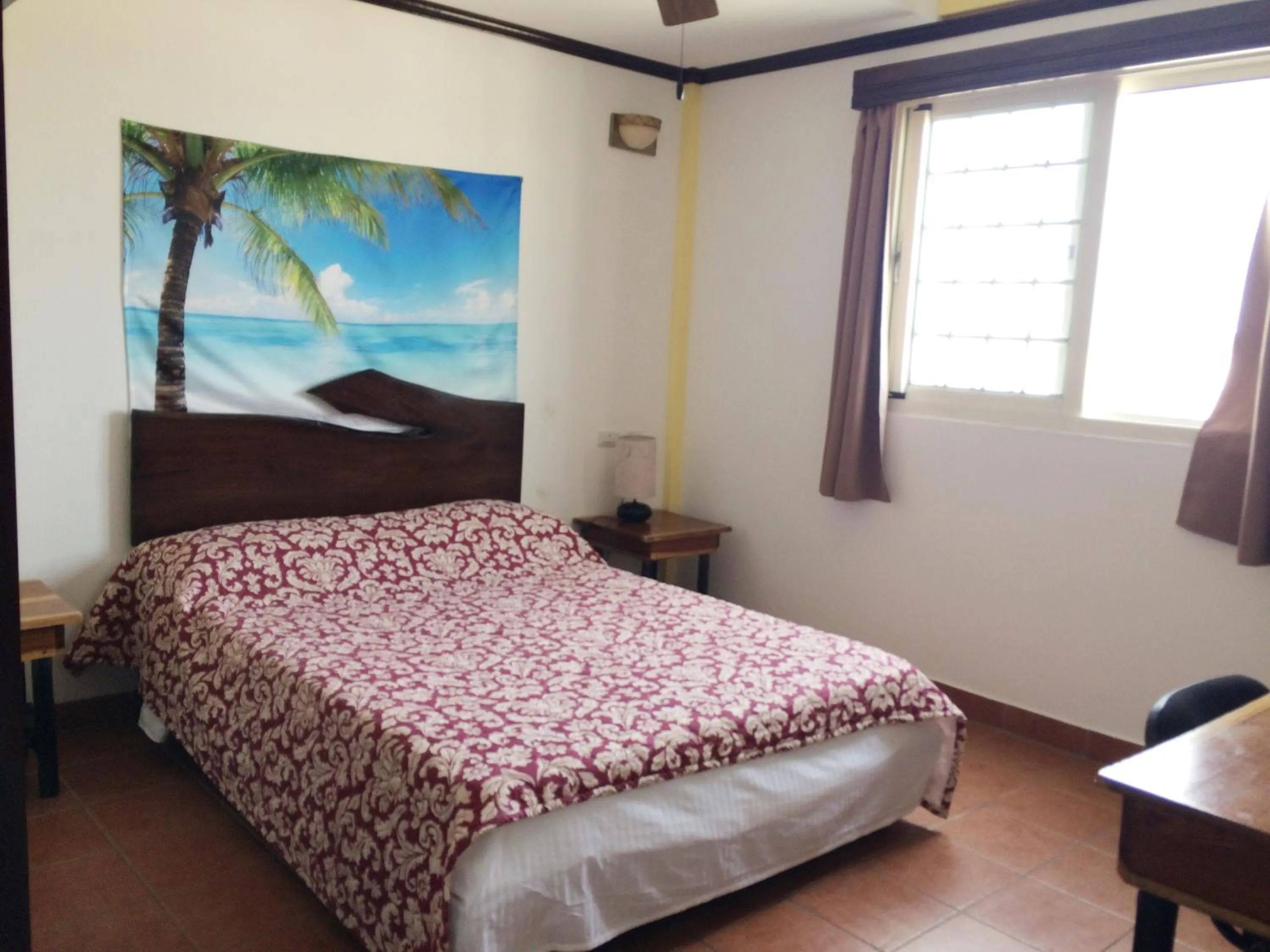 Bed in Easy Inn Hotel