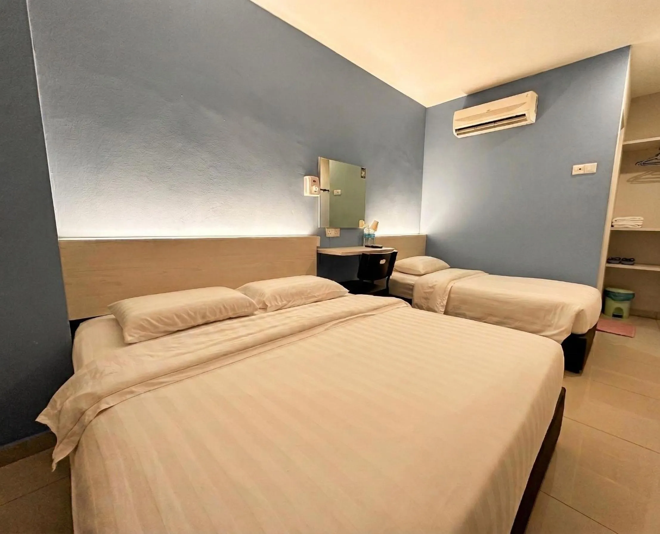 Bed in De UPTOWN Hotel @ Damansara Uptown