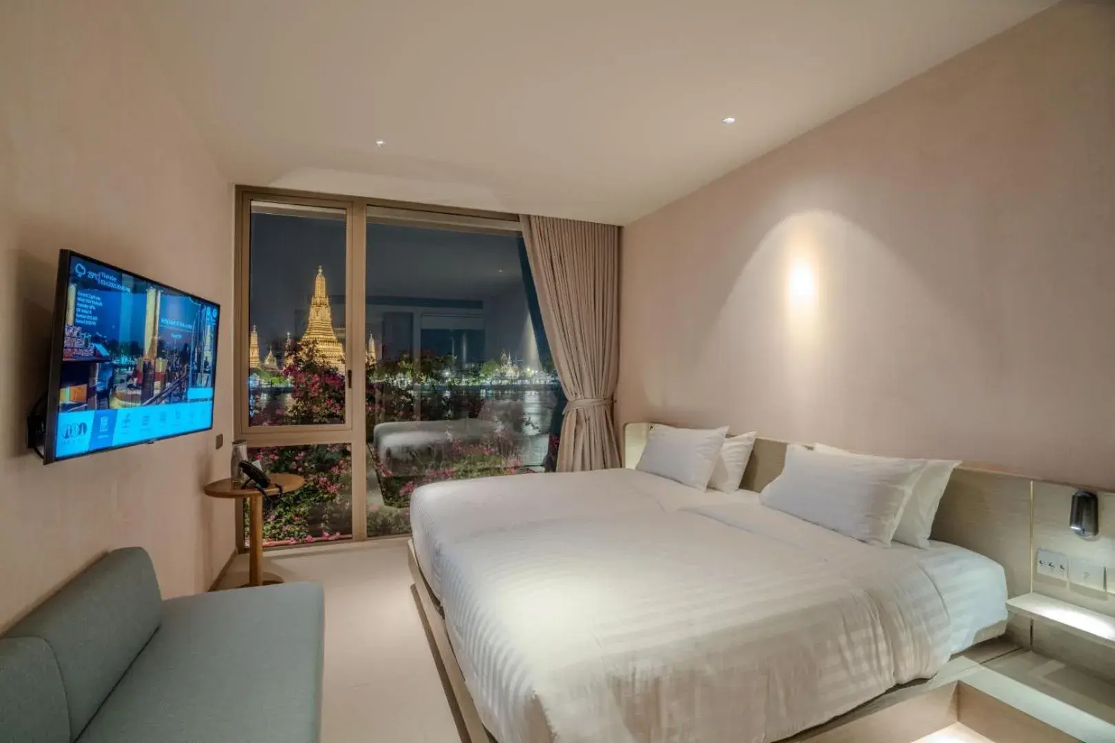 Deluxe Double or Twin Room with River View in Inn a day Deluxe Double or Twin Room with River View in Inn a day