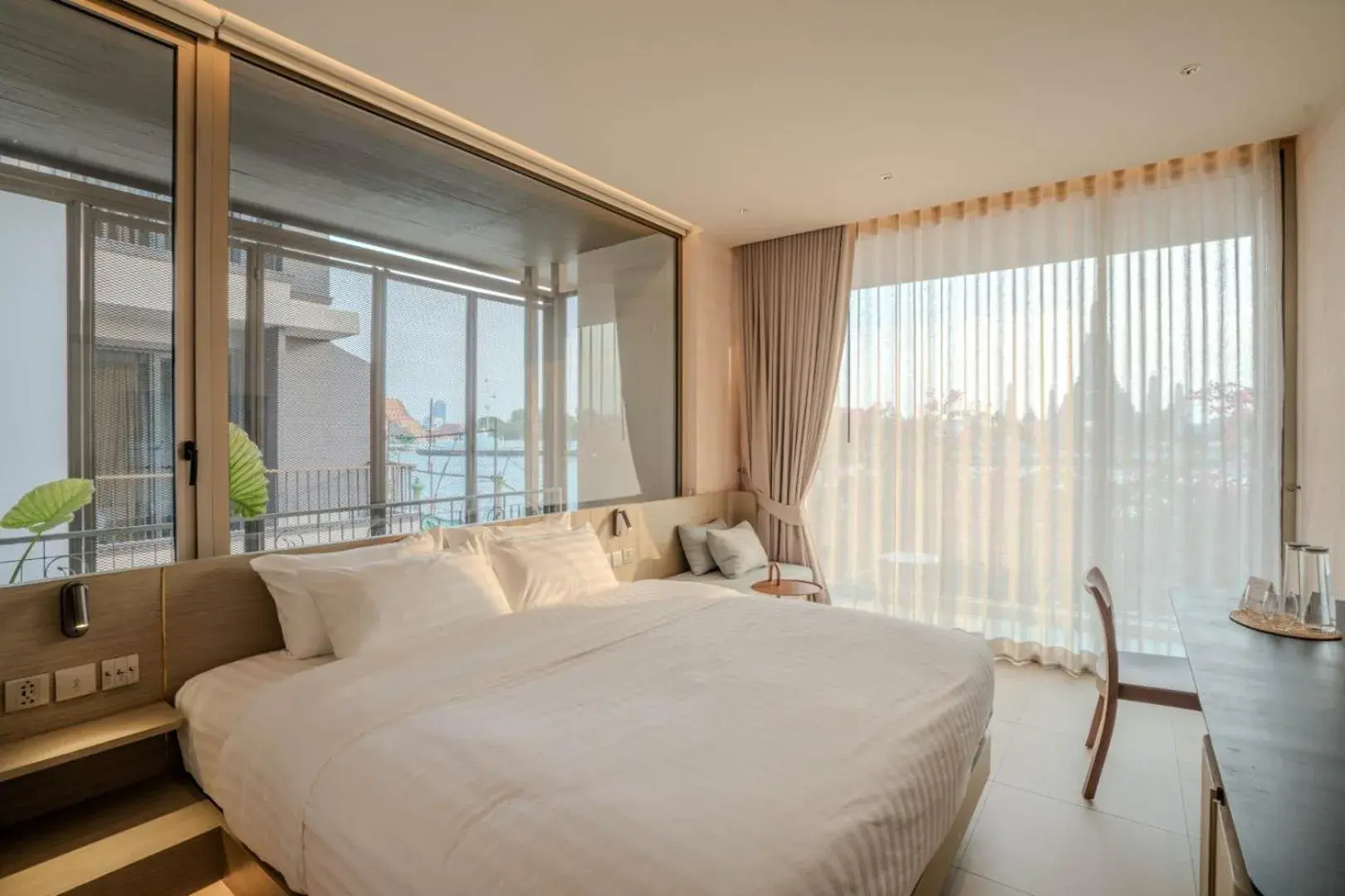 Deluxe Double Room with Balcony and Sea View in Inn a day Deluxe Double Room with Balcony and Sea View in Inn a day