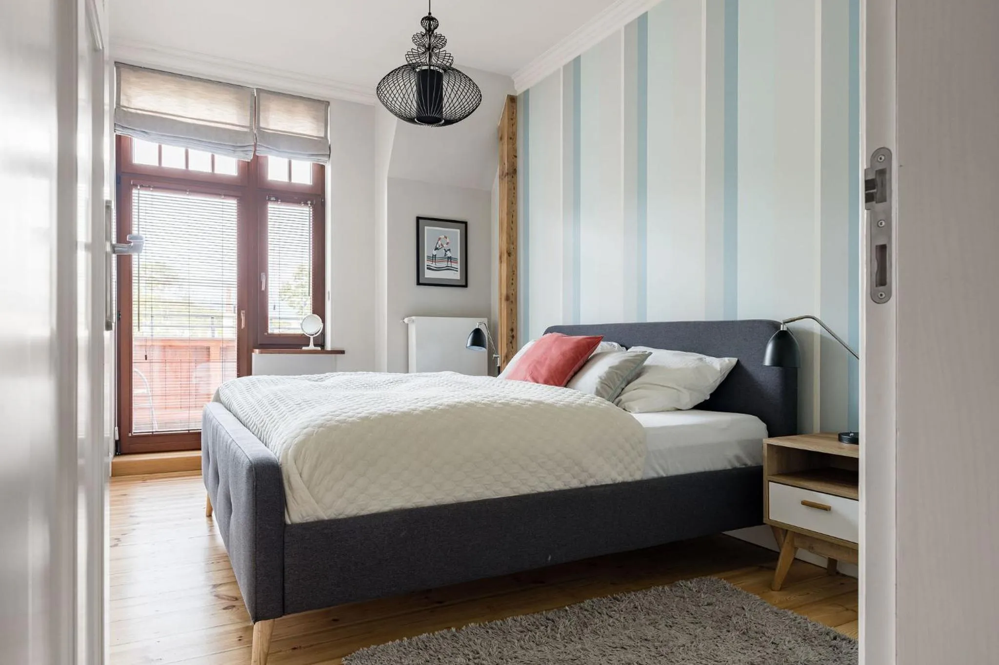 Bedroom, Bed in Sanhaus Apartments - FANTAZJA - Apartament z dwoma balkonami - 100 m2