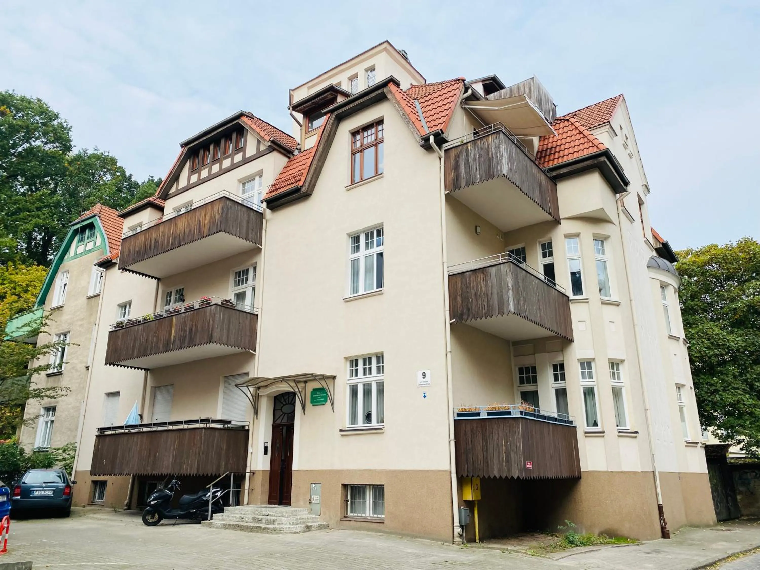Property building in Sanhaus Apartments - FANTAZJA - Apartament z dwoma balkonami - 100 m2